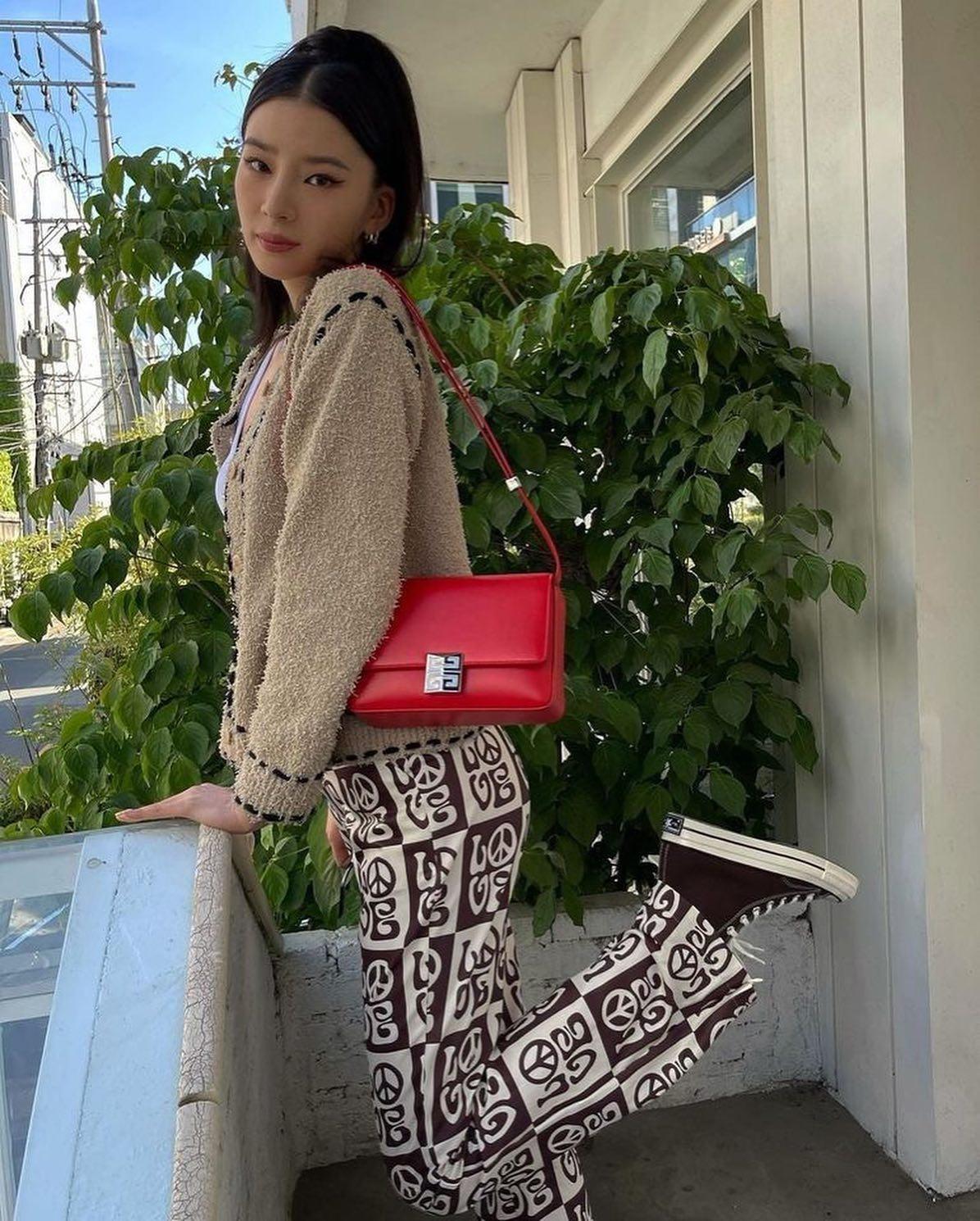 모델 아이린의 남다른 옷태✨💖 이미지5