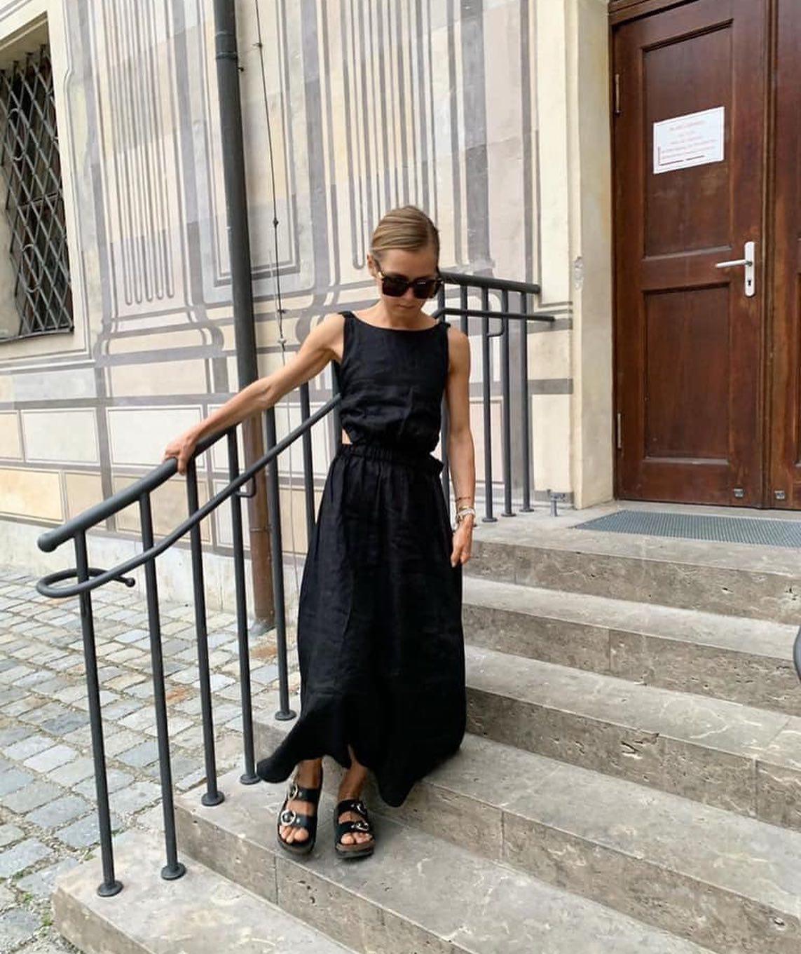 여름에도 올블랙인 사람🖤❤️ 이미지6