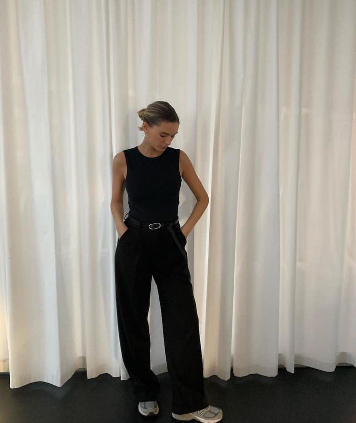 여름에도 올블랙인 사람🖤❤️ 이미지8