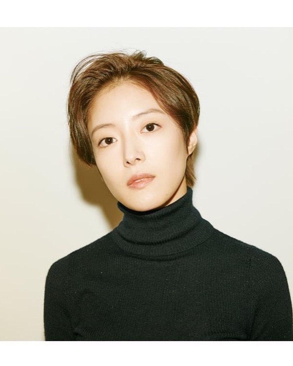 청순 이세영의 중성적 매력💙 이미지9