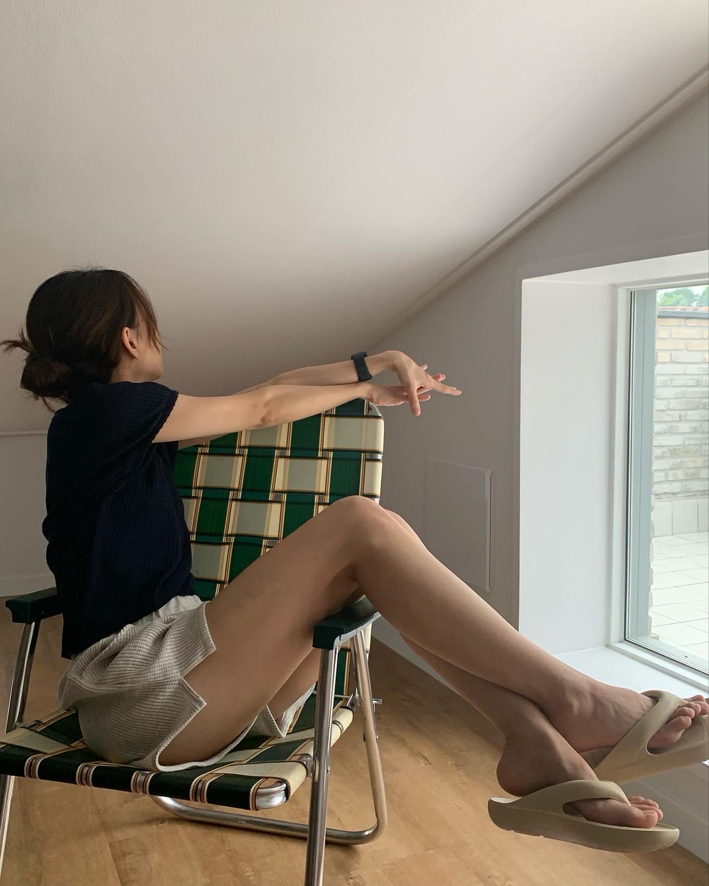 여름 필수템💛💚뉴발 @플립플랍 이미지5