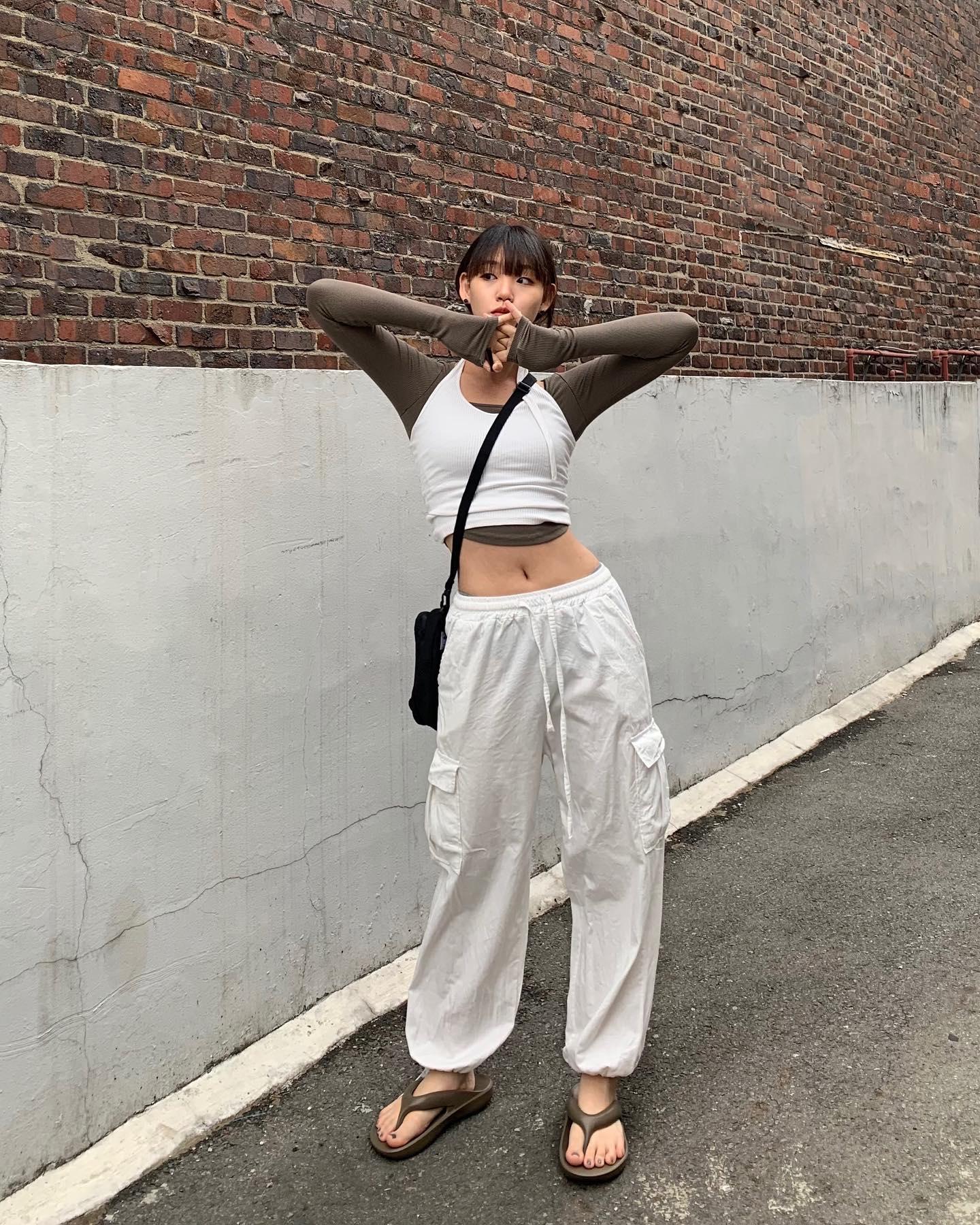 여름 필수템💛💚뉴발 @플립플랍 이미지7