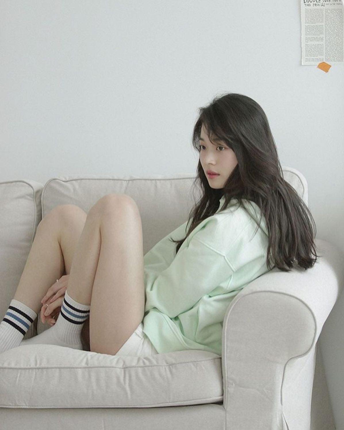 엄마미소 유발하는 신도현 미모💙 이미지5