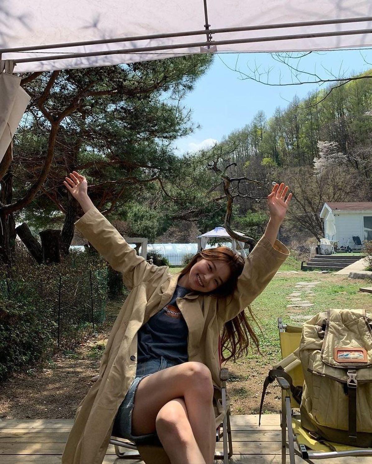 엄마미소 유발하는 신도현 미모💙 이미지7