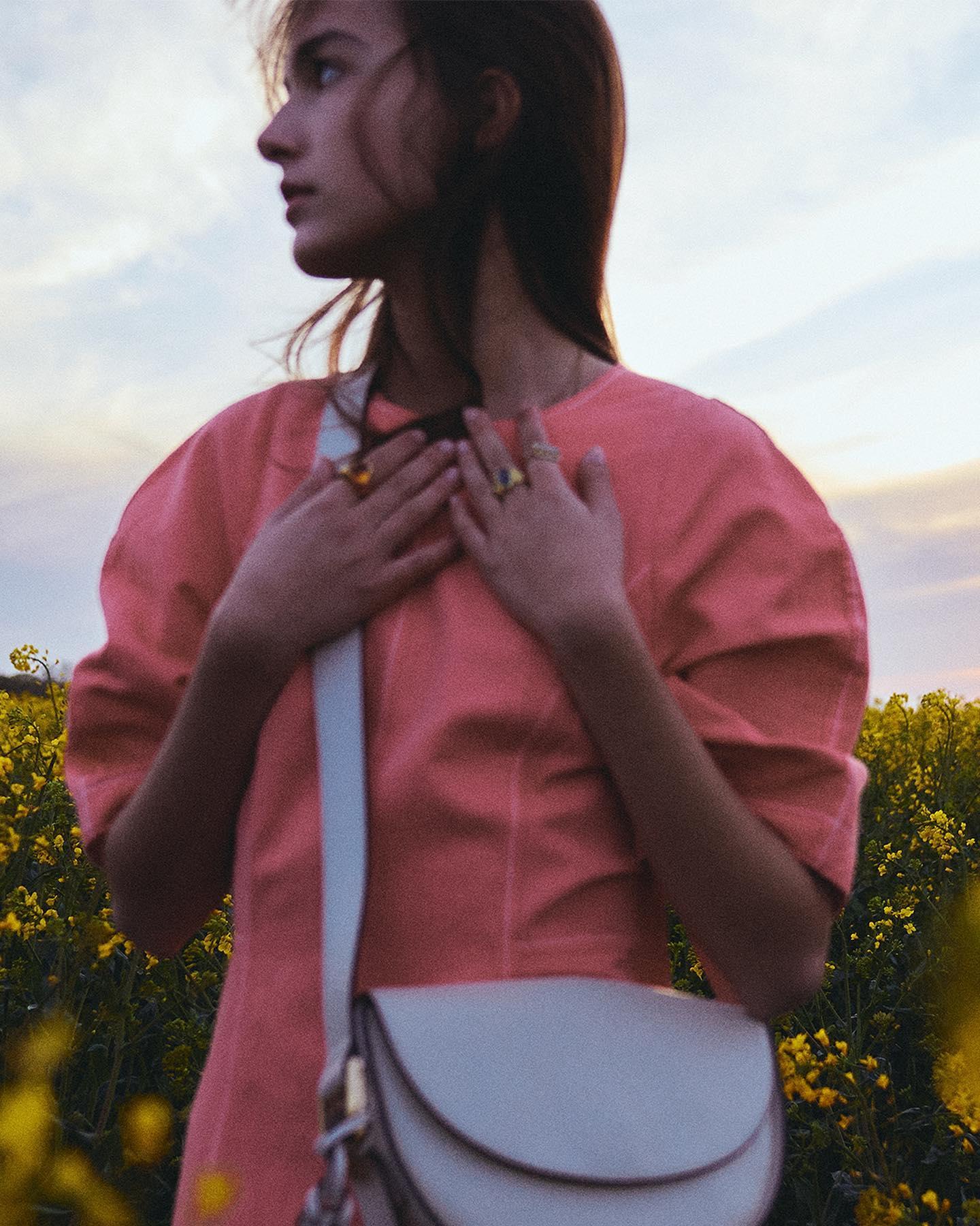 낭만적 여행지 속🇫🇷👜썸머백 무드 이미지7