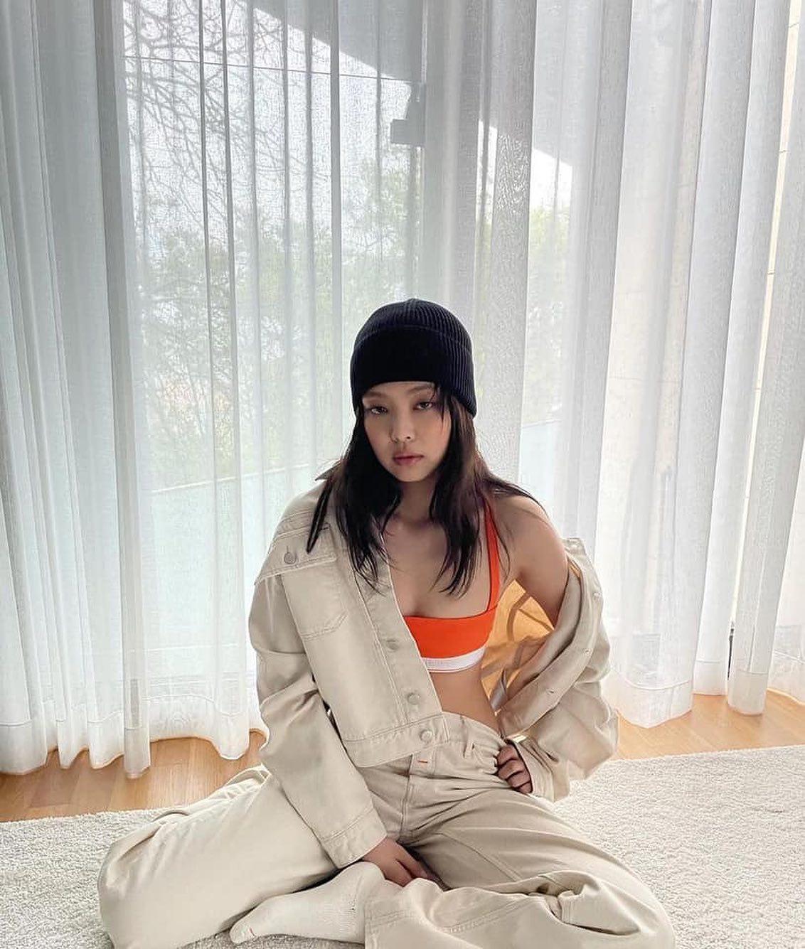 CK랑도 찰떡케미 @제니👖🧡 이미지