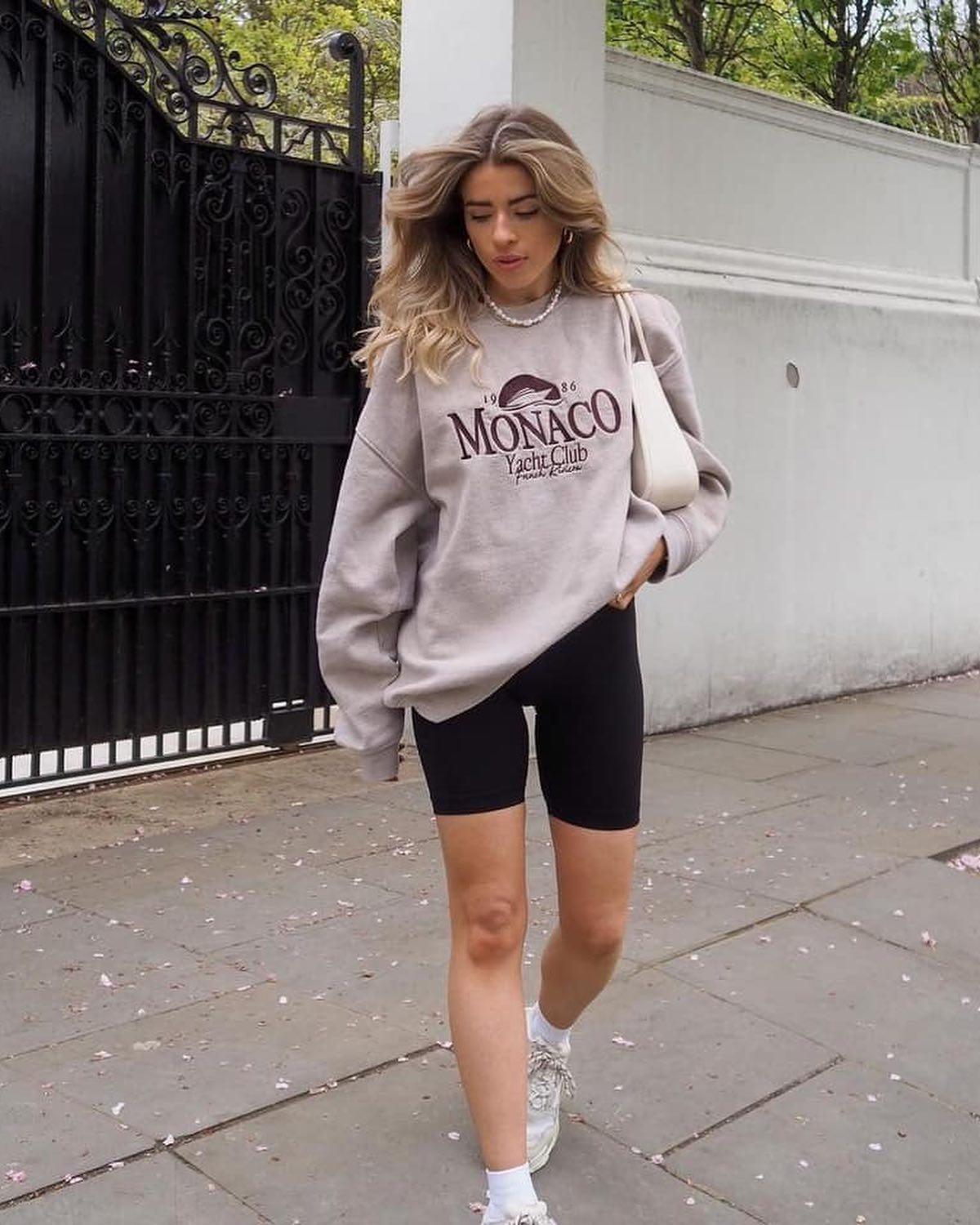 맨투맨에 바이커팬츠 조합😎🔥 이미지2