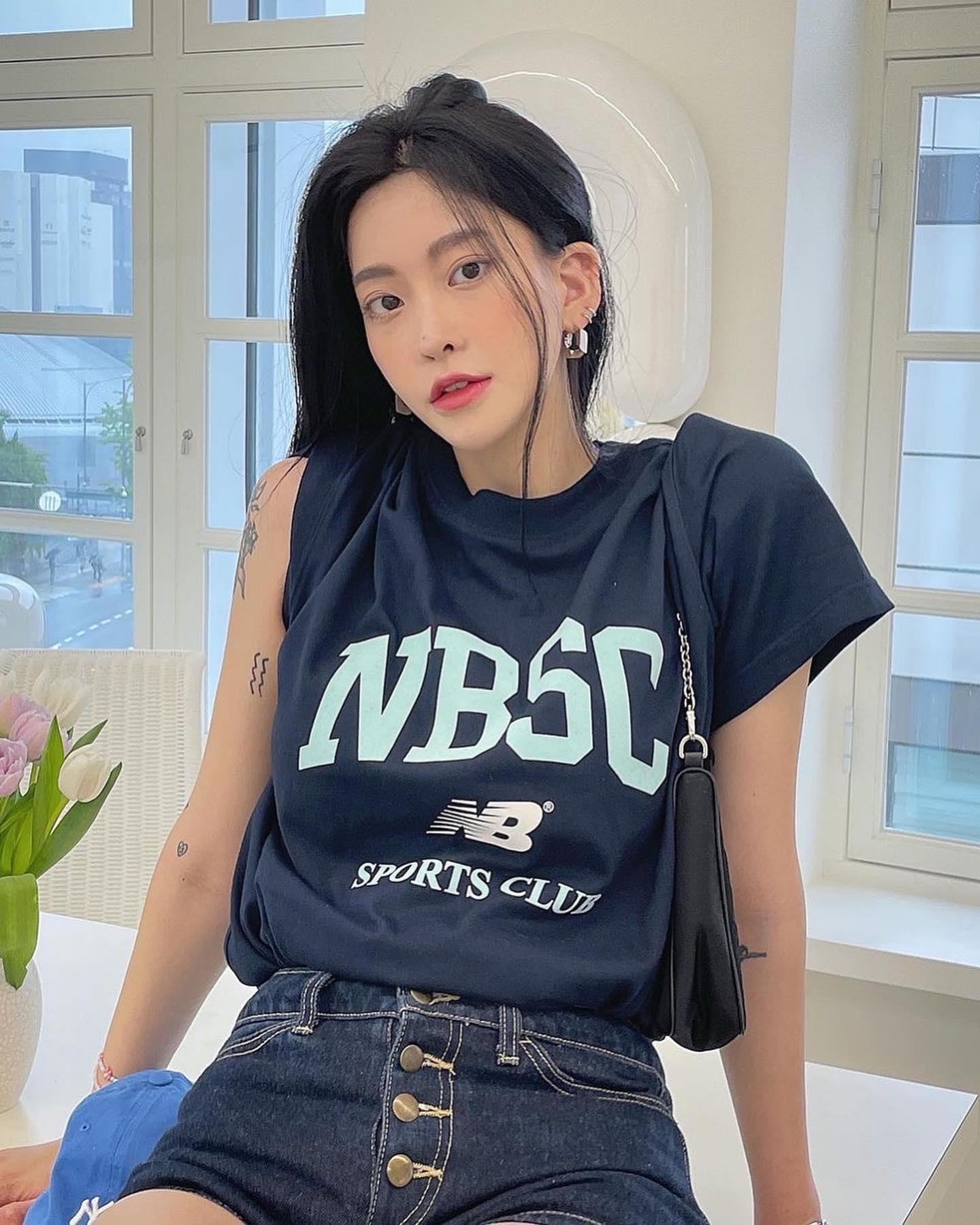 탐나는 레터링🤍💙@뉴발 반팔티 이미지3