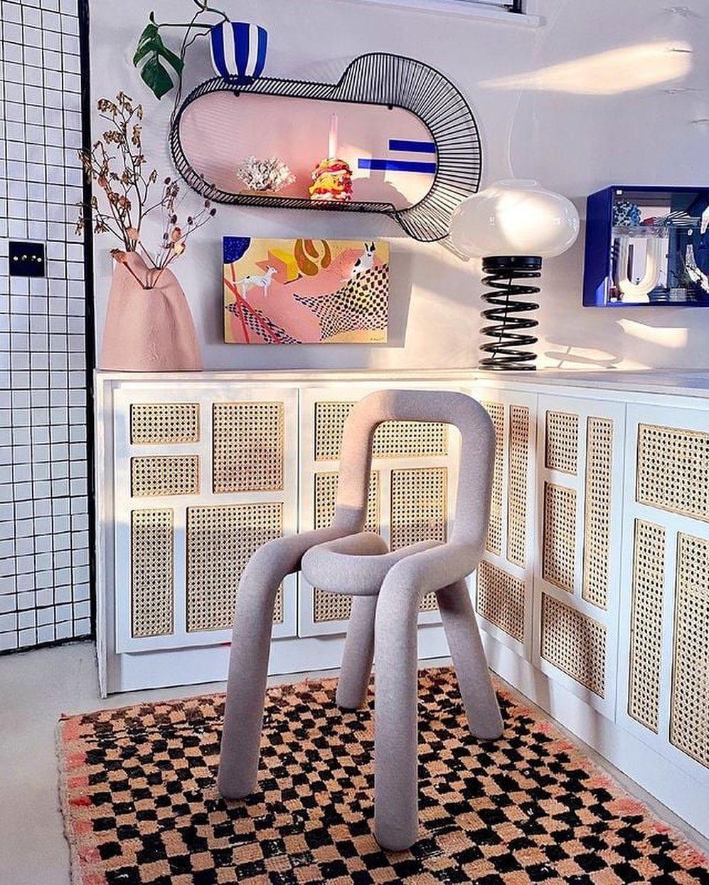 알록달록 무스타슈 볼드체어🪑🌈 이미지2