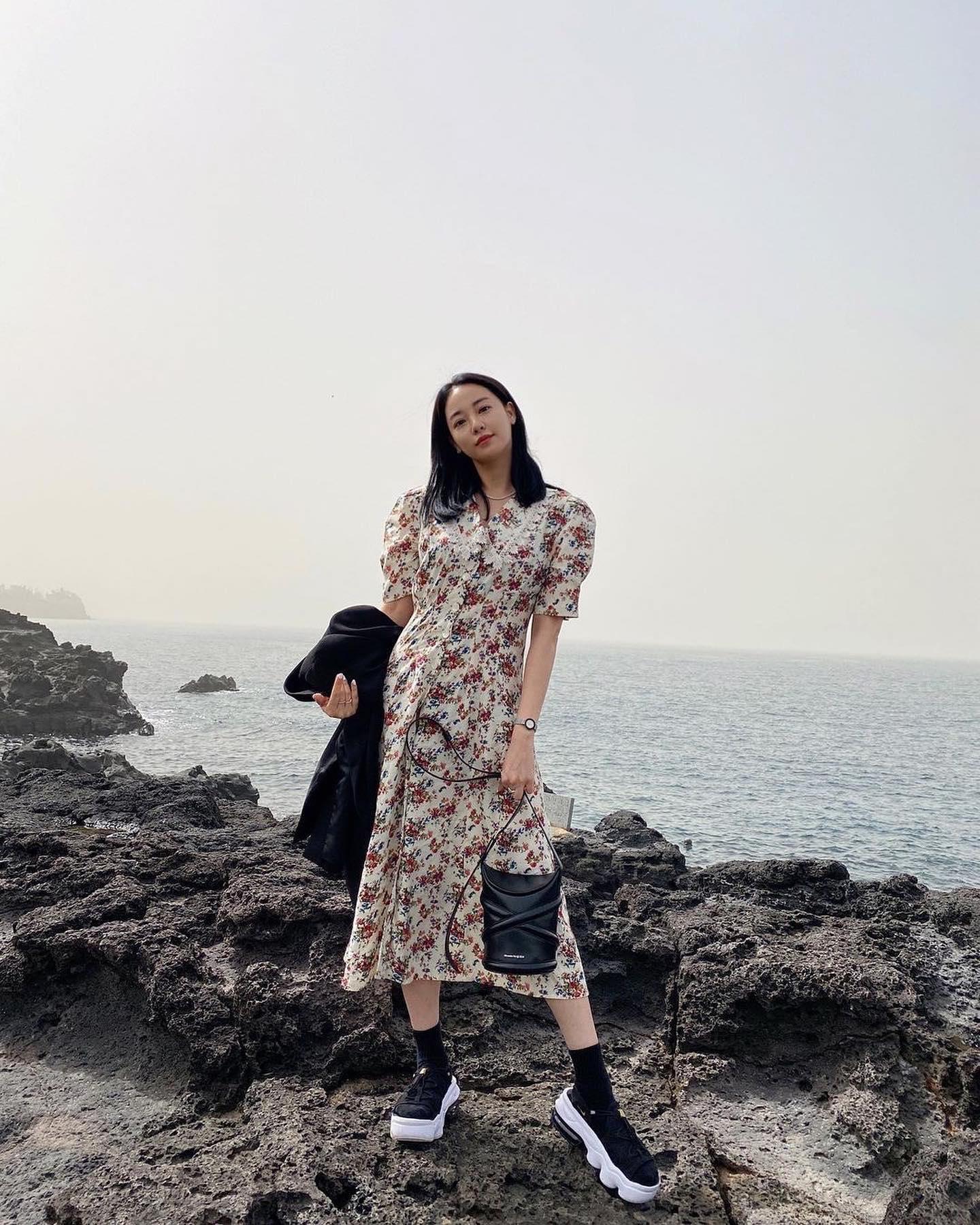 여름 데일리 버킷백🖤🤍커브백 이미지2