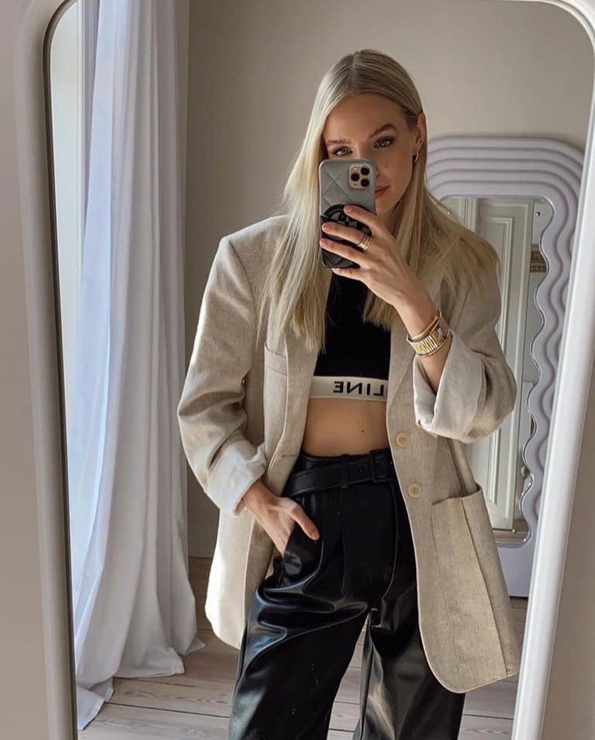 외쿡 언니들의 자켓 입는법⭐️🤎 이미지3