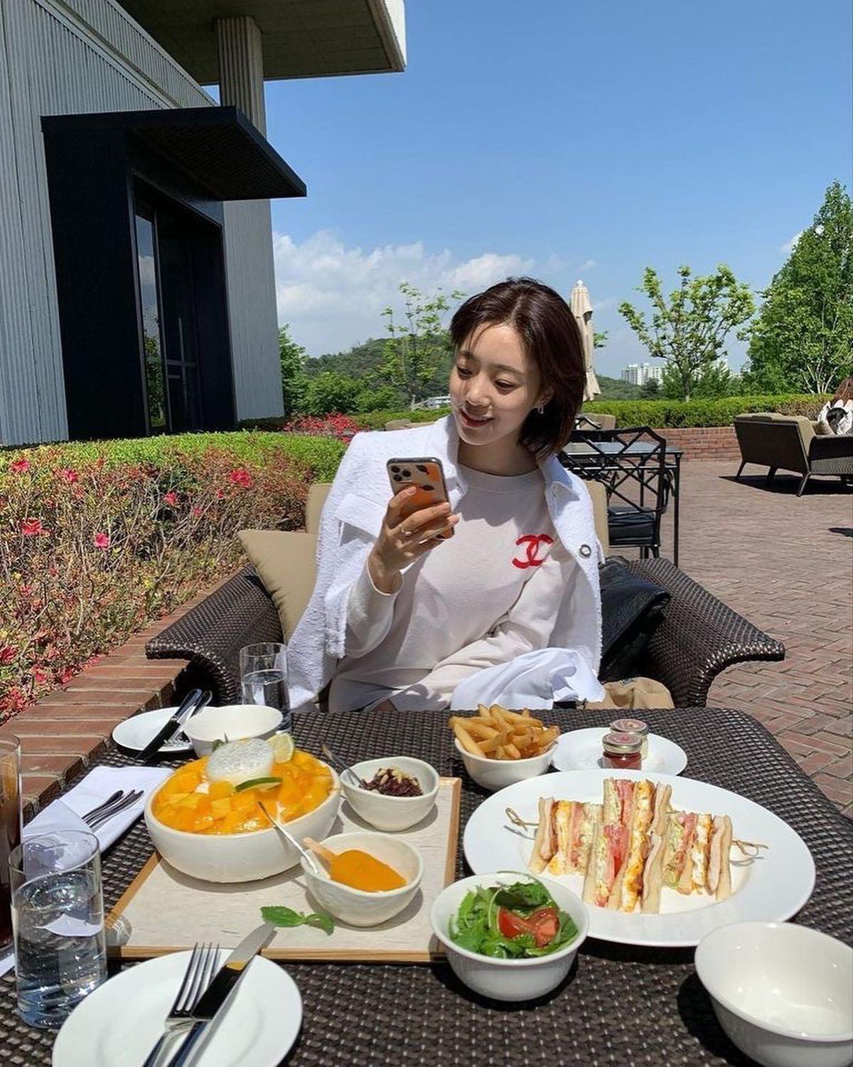 단발마렵게 하는 은정언니👩🏻💕 이미지8