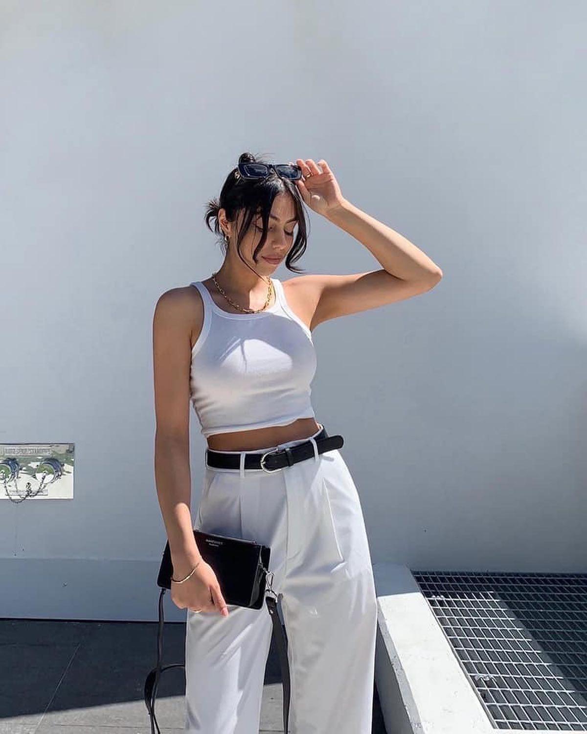 요런핏 크롭탑 @로망❤️‍🔥🤍 이미지1