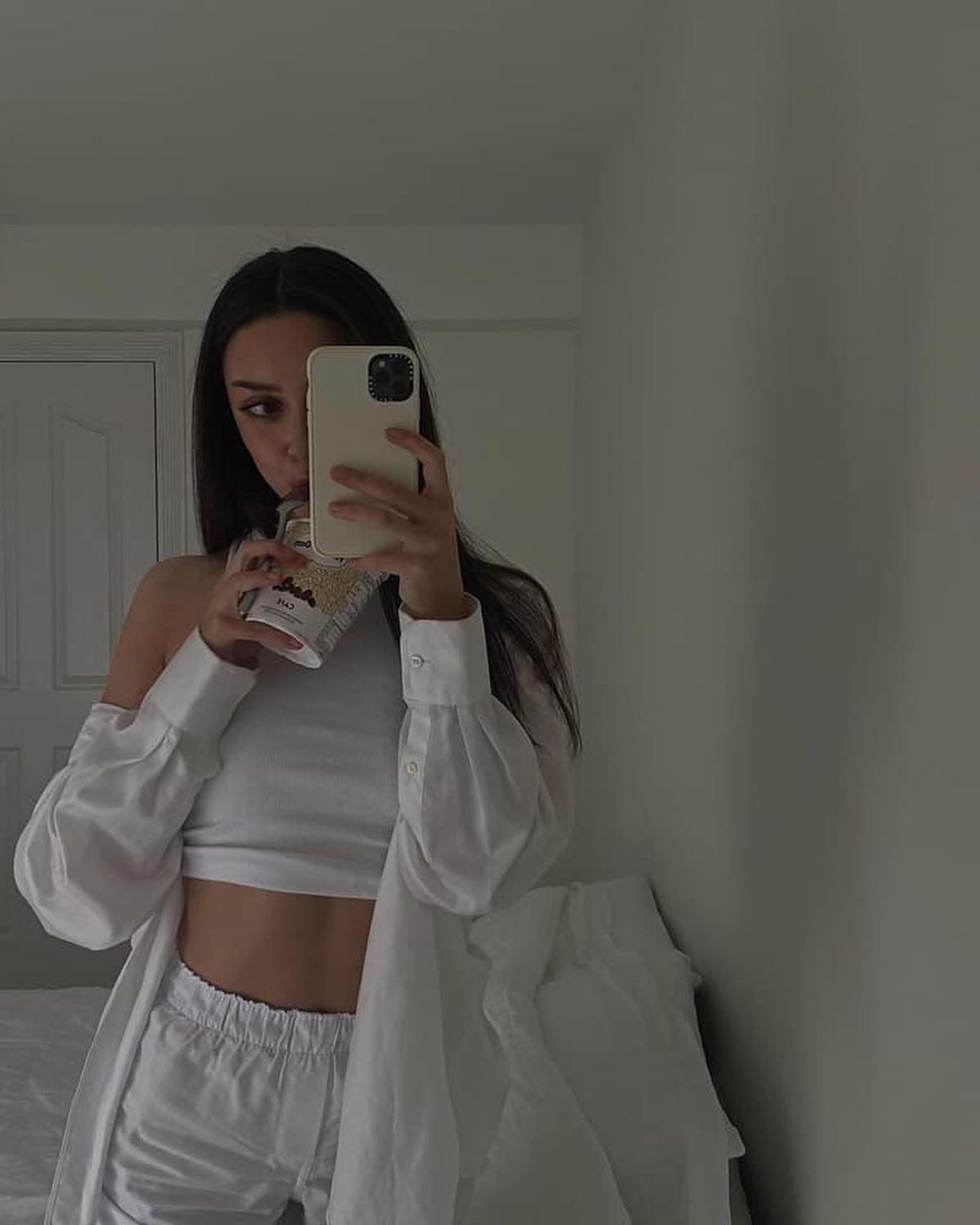 요런핏 크롭탑 @로망❤️‍🔥🤍 이미지7