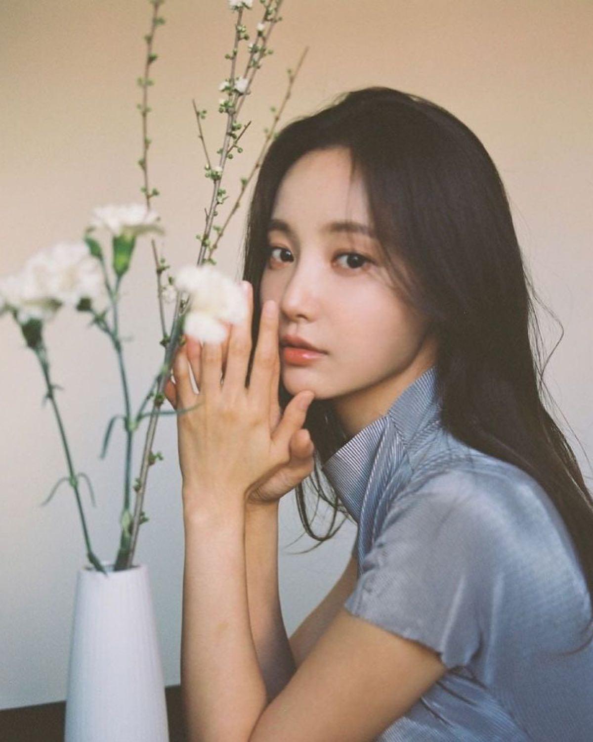 우수에 찬 연우의 일상 무드🖤 이미지6