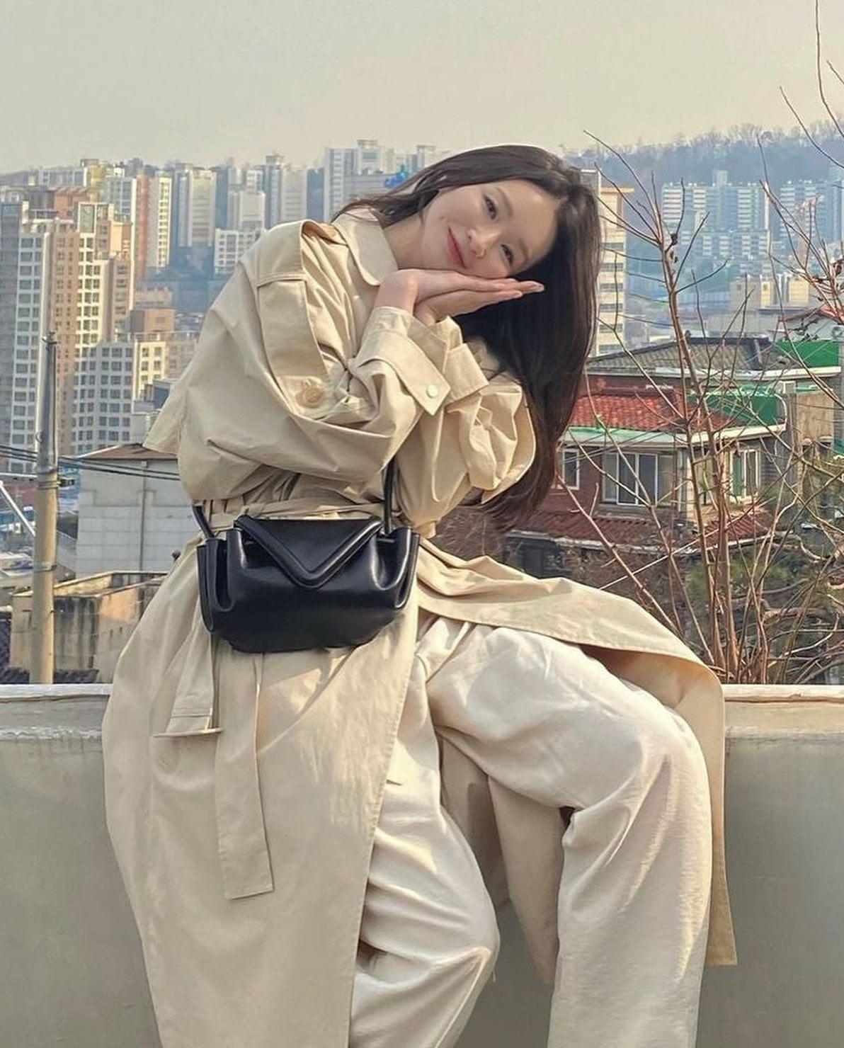 세월도 피해가는💖행동파 민경언니 이미지7