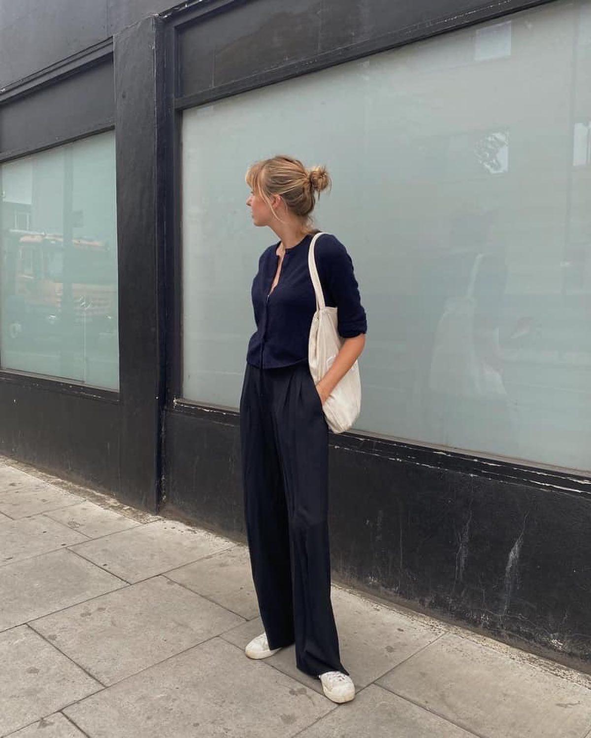 유행 안타는 슬랙스 코디😘🖤 이미지1