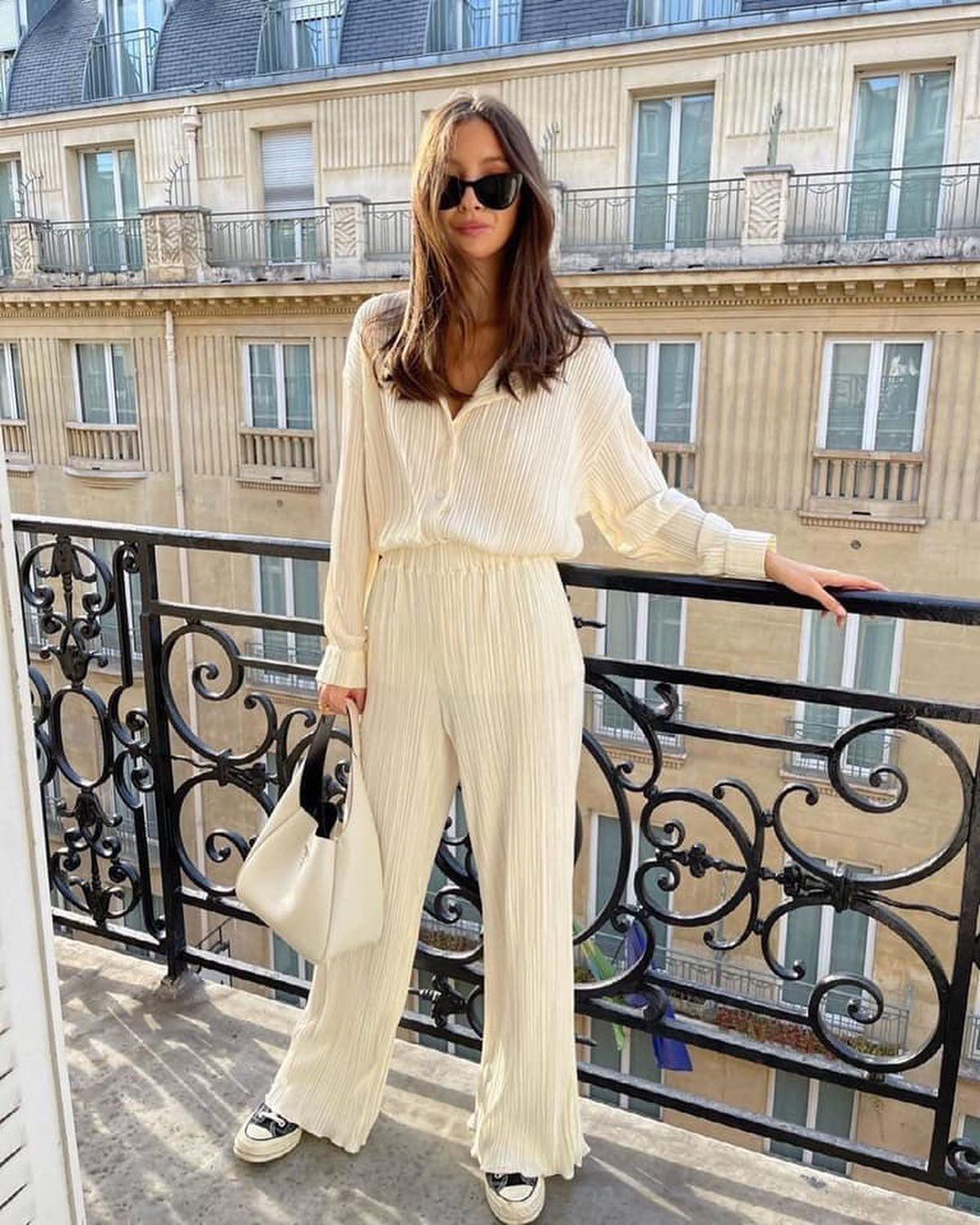 여름감 느껴지는 주름 소재🤍🖤 이미지2