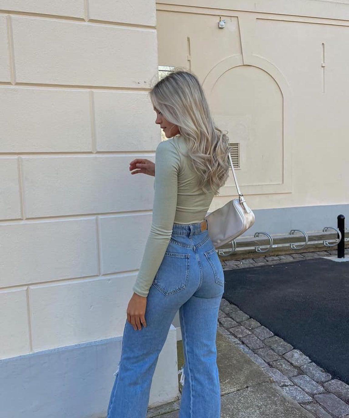 요런 핏😘 기본 긴팔🧚🏻‍♀️🤍 이미지5