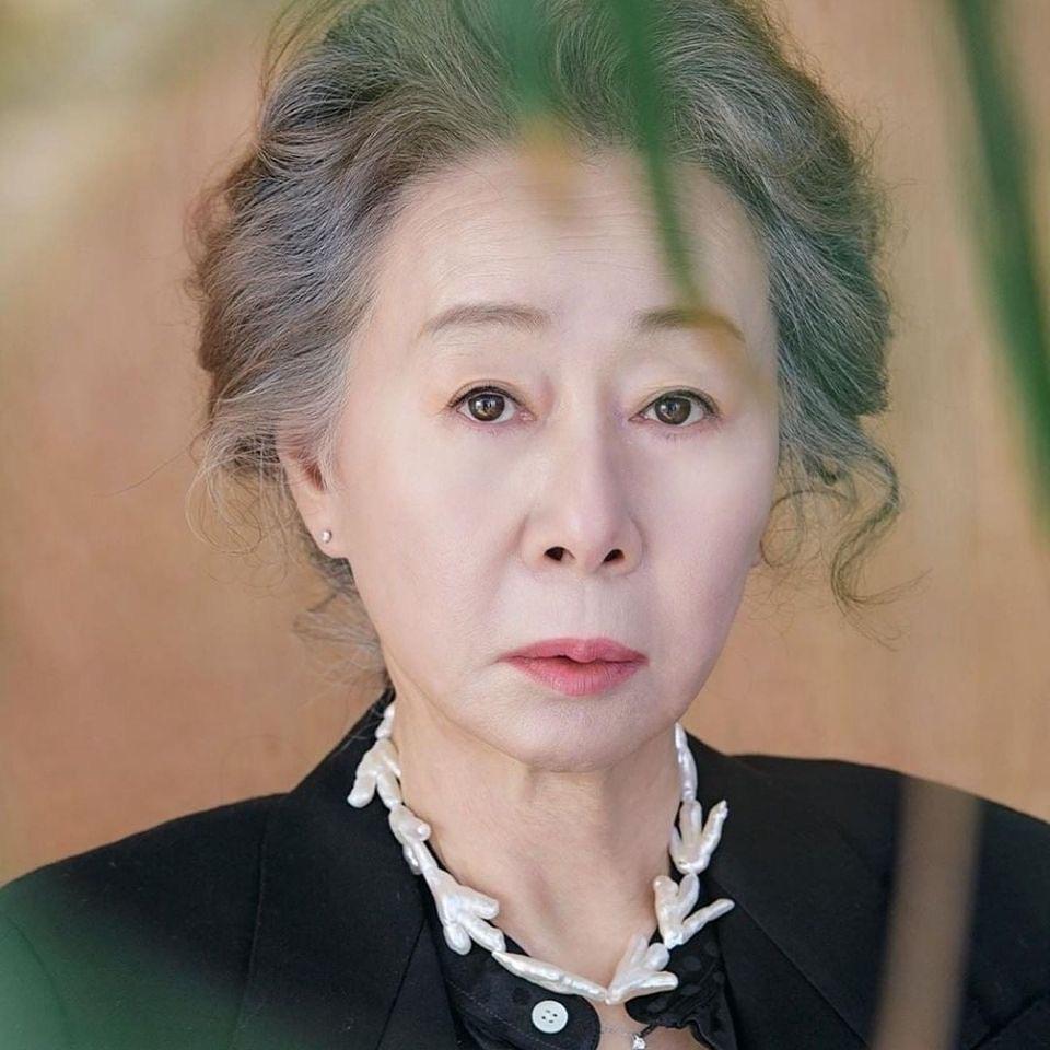 자랑스런 윤여정님💫아카데미 수상 이미지2