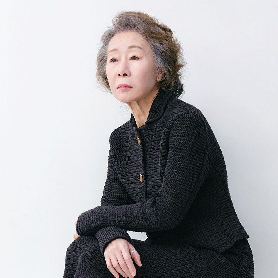 자랑스런 윤여정님💫아카데미 수상 이미지3
