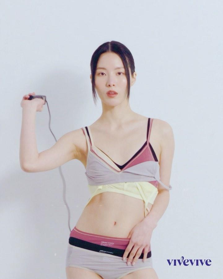 섹슈얼한 느낌은 덜어내고💖💛
멋스러움 더한 콜라보 비브비브 X 림킴👙 #광고 이미지2
