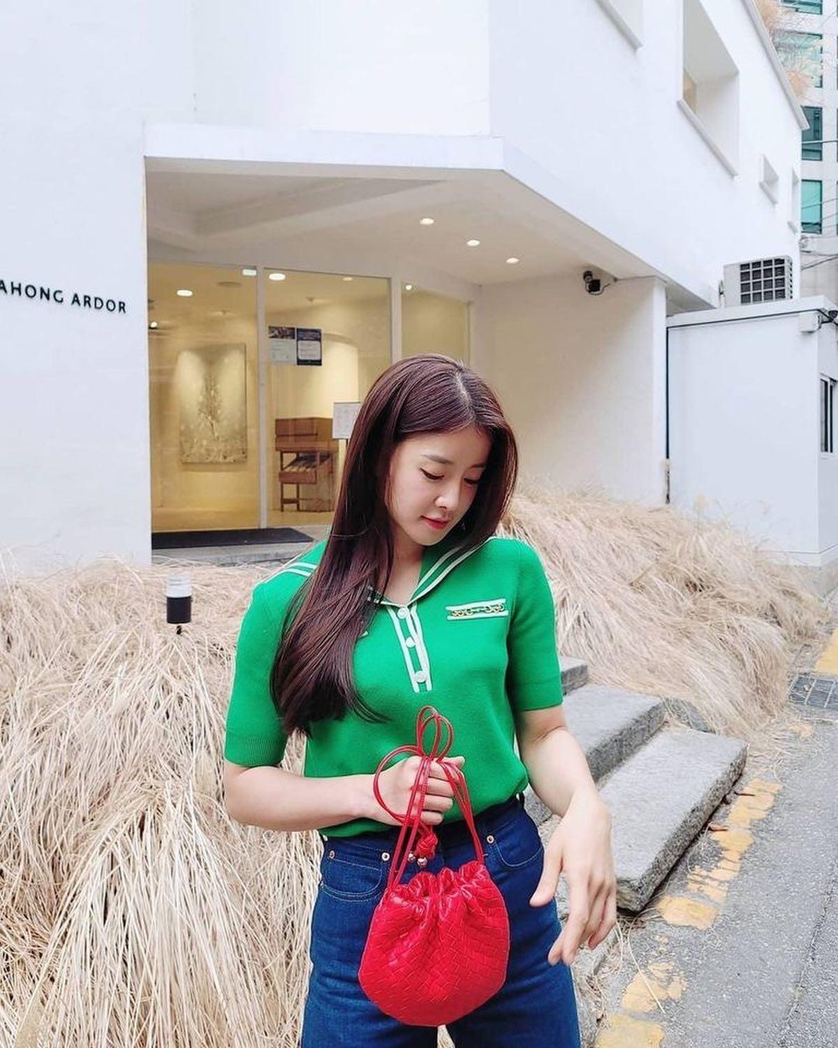 핏도 아이템도 다가진 이시영💚❤️ 이미지