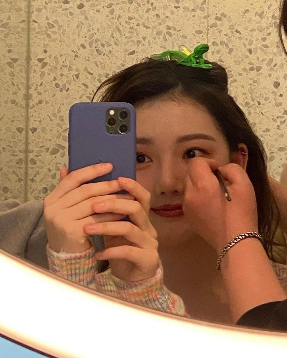 꽃샘추위 녹이는 예린 눈웃음🧡 이미지2