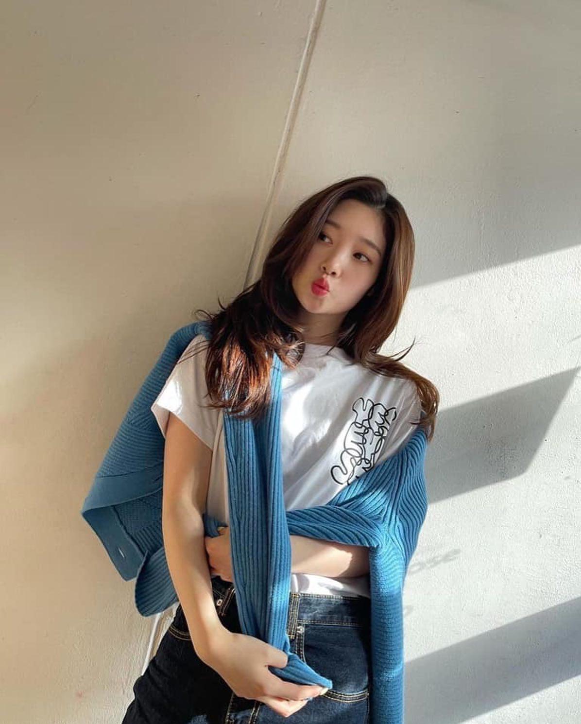 봄 가디건 살짝 걸쳐주기🤍💚 이미지