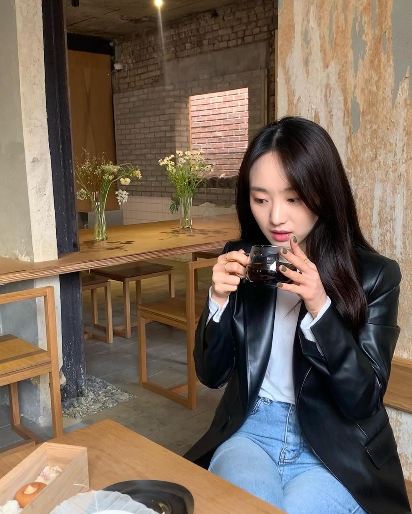 원진아 같은 이쁜 선배💕 이미지2