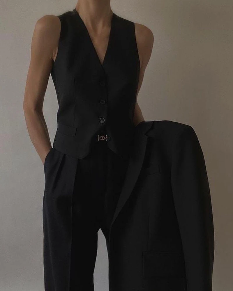 수트베스트 너무 멋져😍🖤 이미지2