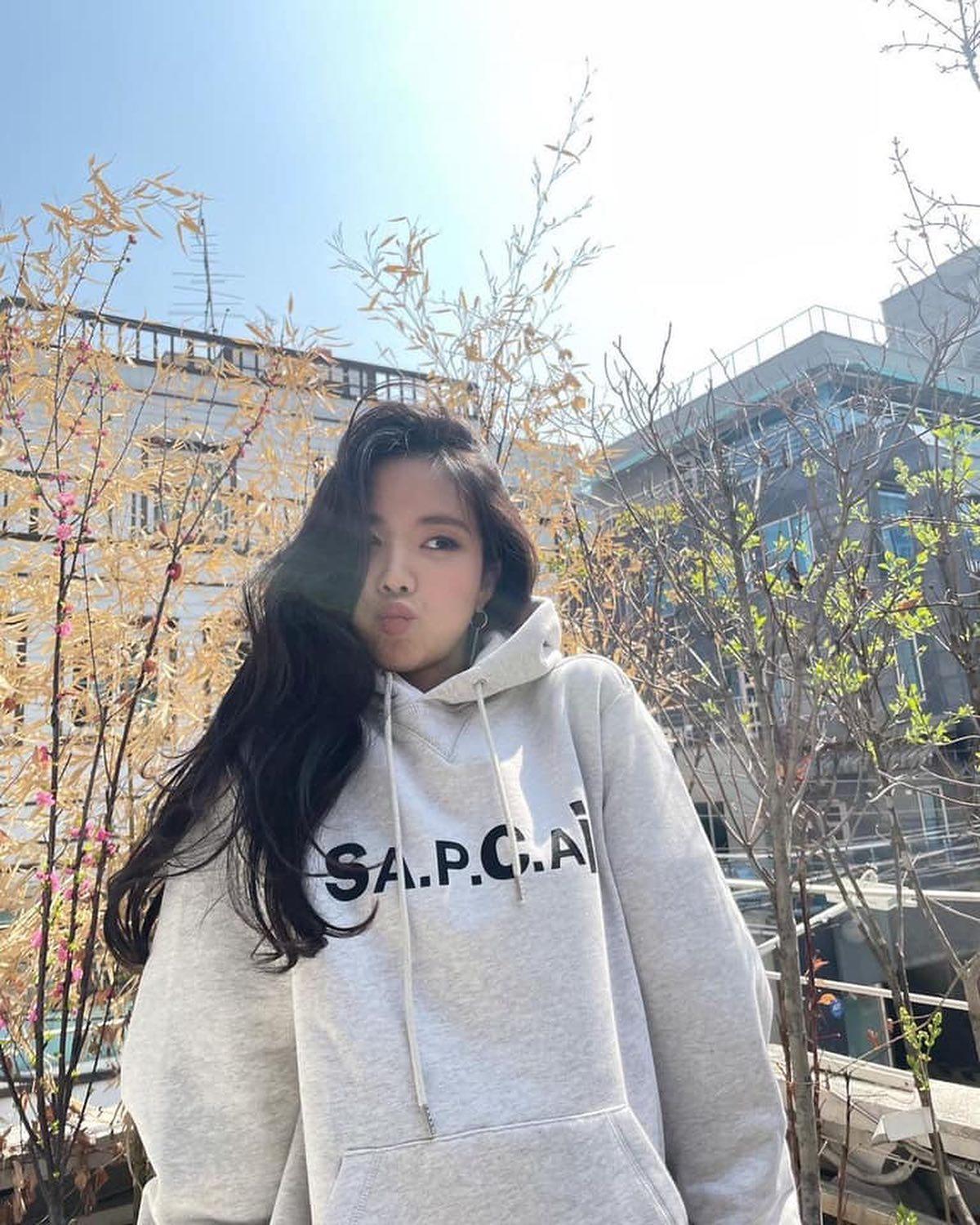 편하면서 예뿐 후디가 좋아💞 이미지