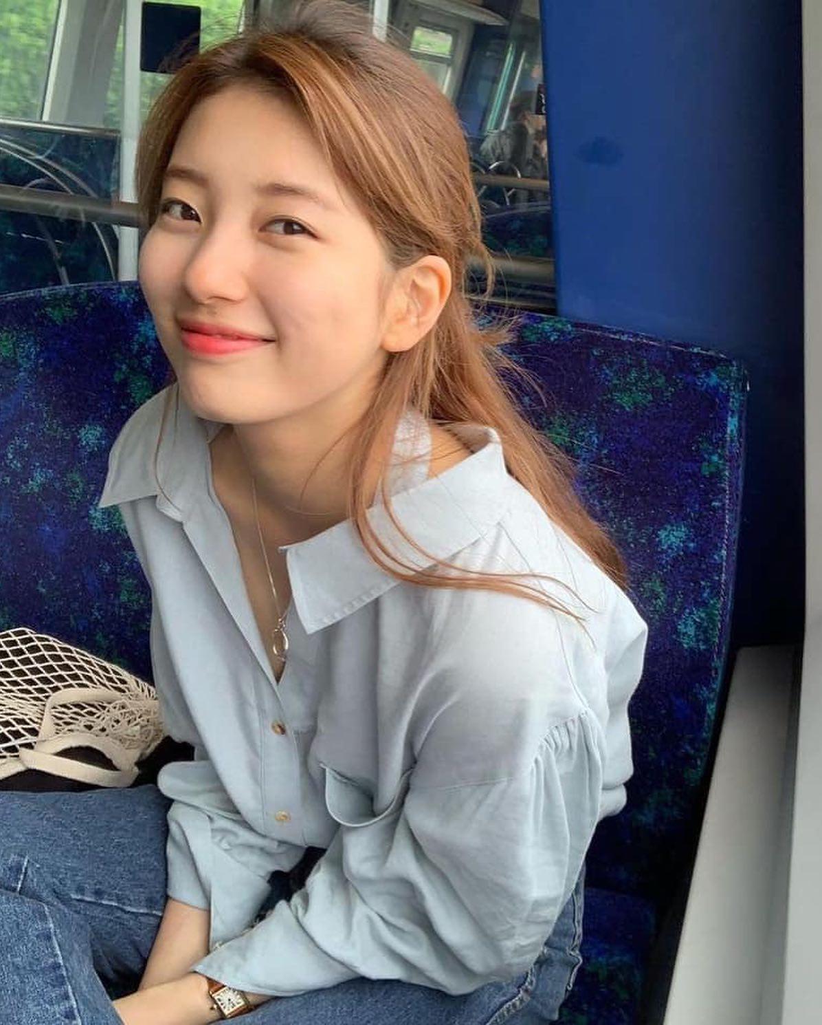 수지의 러블리한 봄 데일리💐 이미지