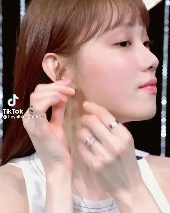 응~ 성경 언니면🤍💖다 예뻐 이미지