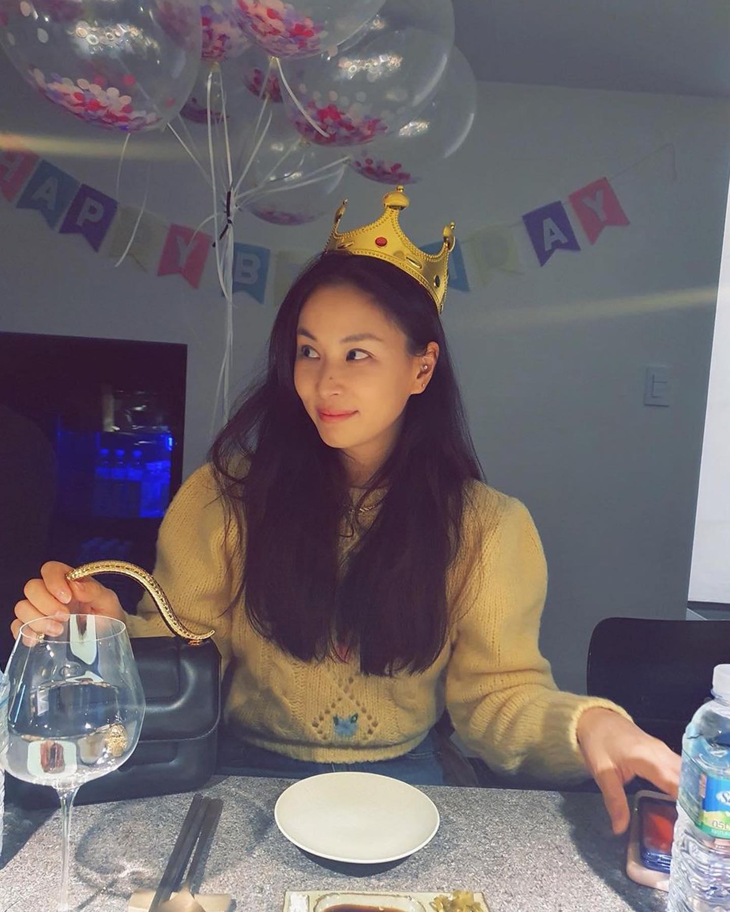 독보적 유일 미모❤️🤍소영언니 이미지