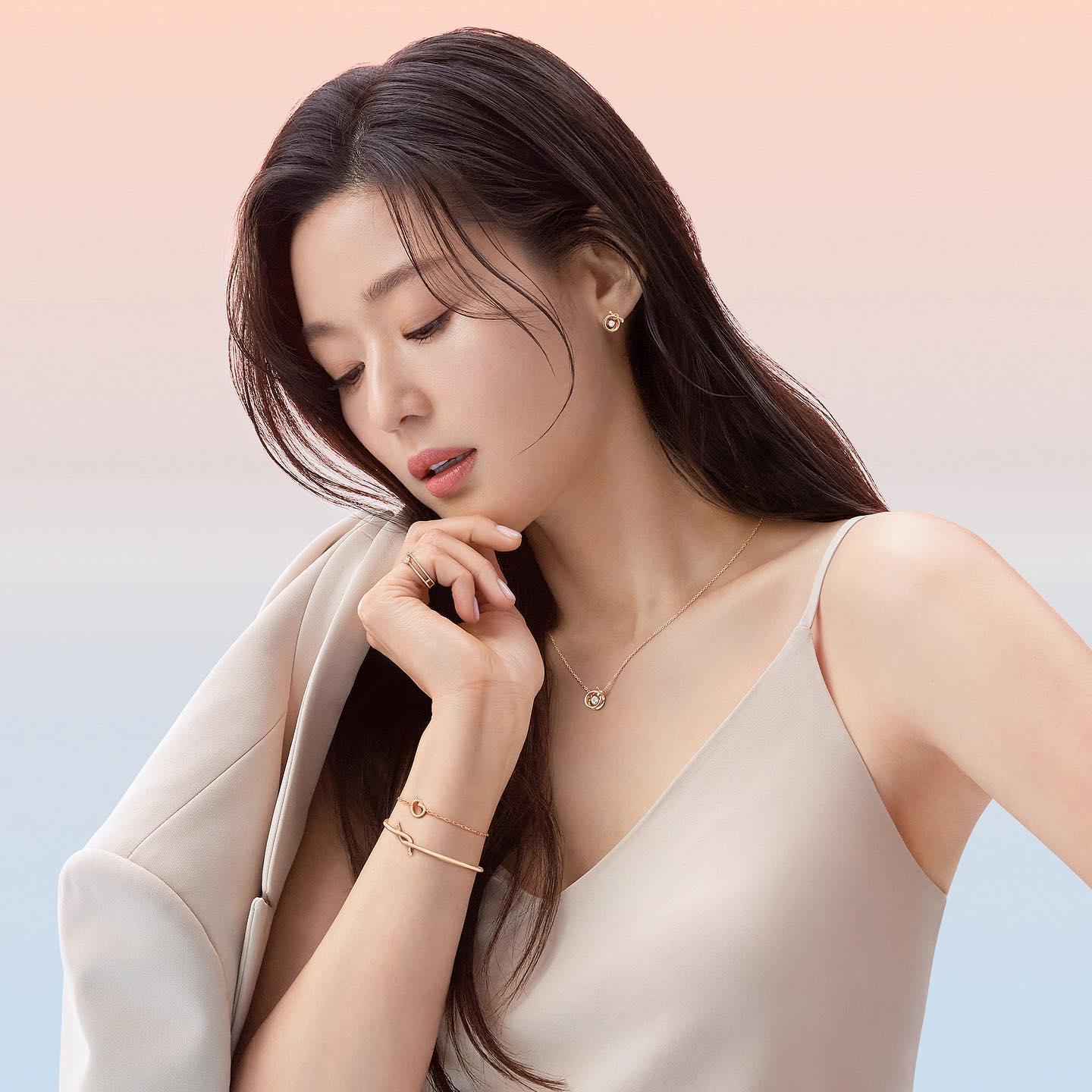 지현언니처럼💍💖@예쁘다
화이트데이 선물?!💎📝 메모해 #광고 #스톤헨지 이미지