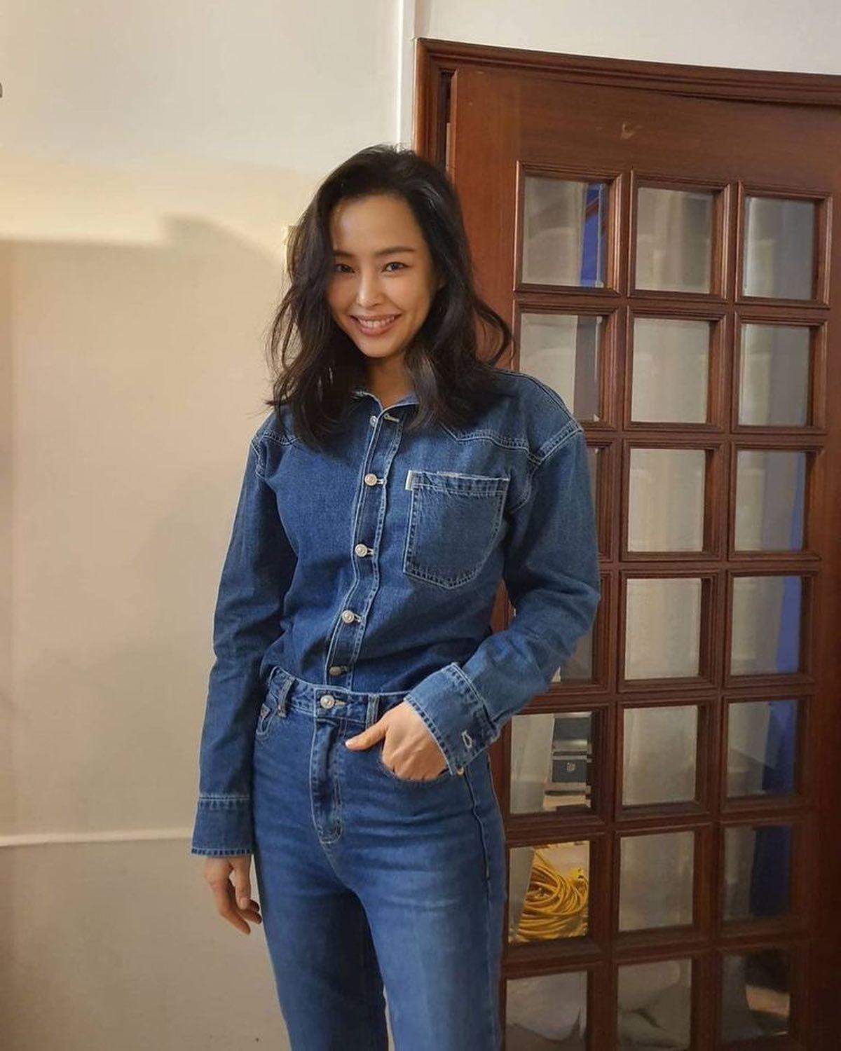 미모와 몸매 다갖춘 하늬언니✨ 이미지
