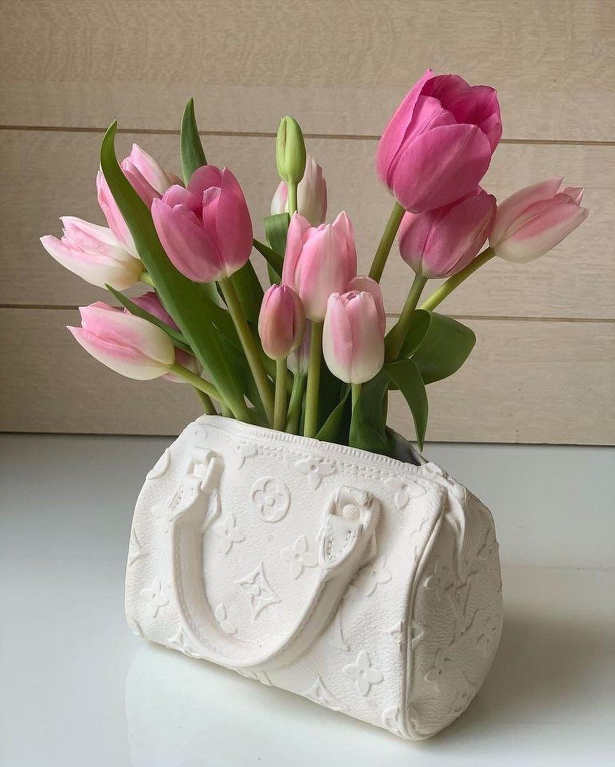 패셔너블한 꽃병 센스🌸 이미지