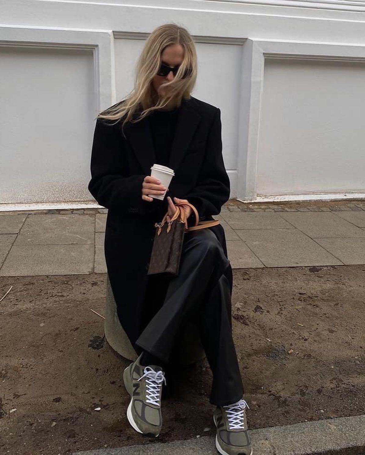 요새 뉴발 해야하나....🤍🤔 이미지