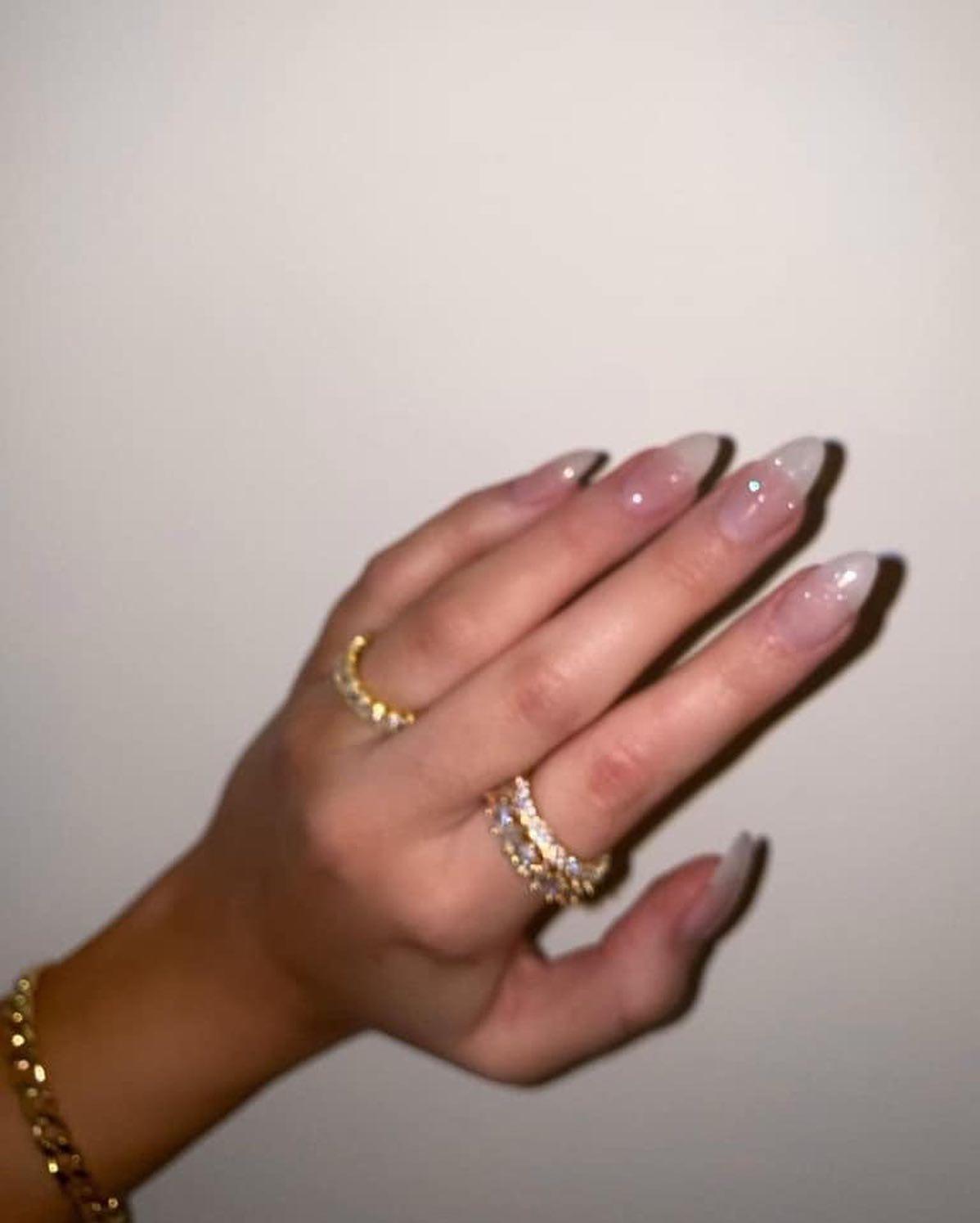 손톱 바꿀 때가 됐네?!💅🏼❄️ 이미지