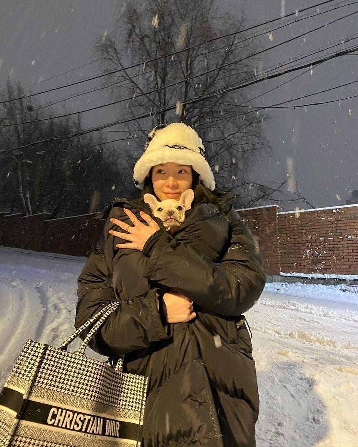 아이린의 워너비 모델포스🖤 이미지