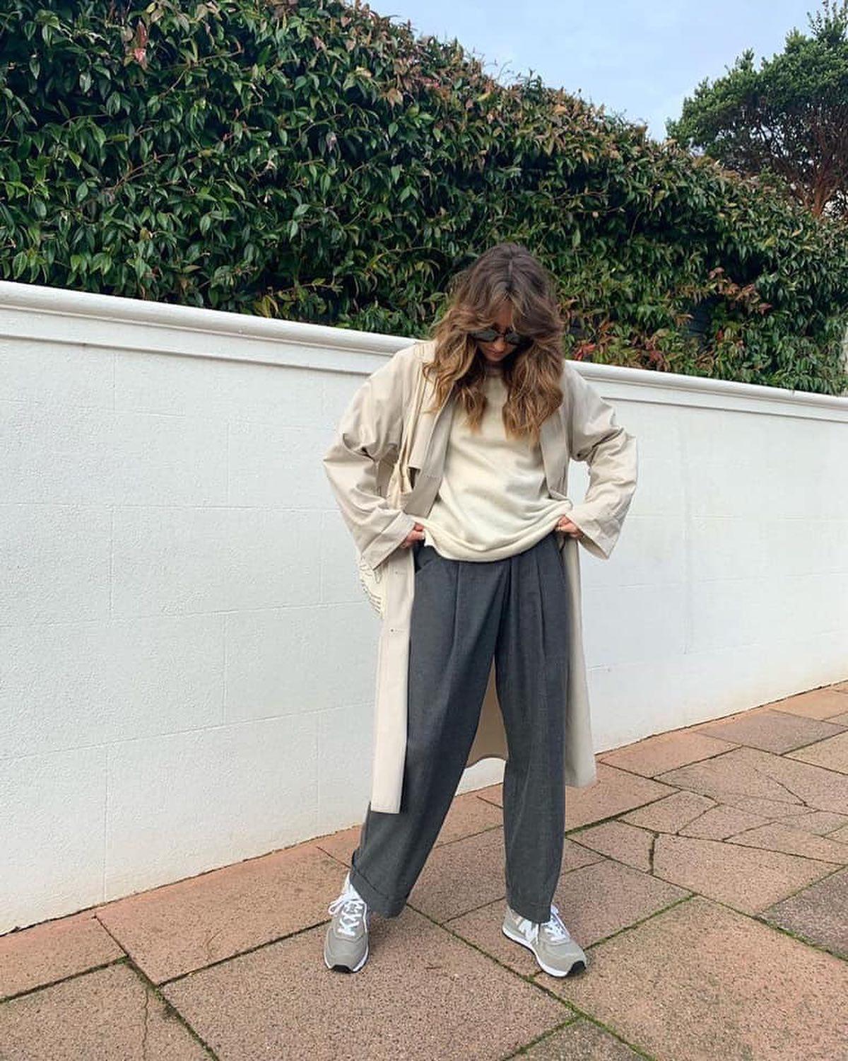 코디 데일리템😎 회색 슬랙스 이미지