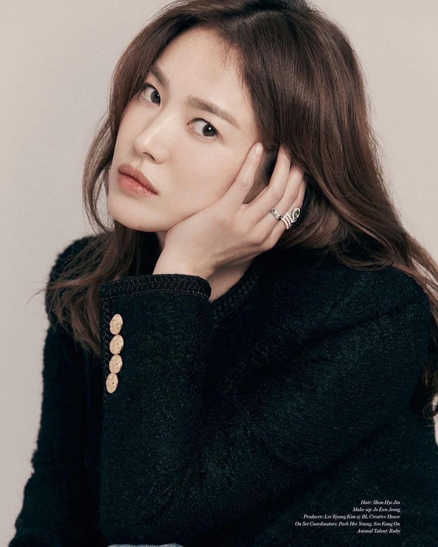 혜교언니 비주얼에 그저 감탄🖤 이미지