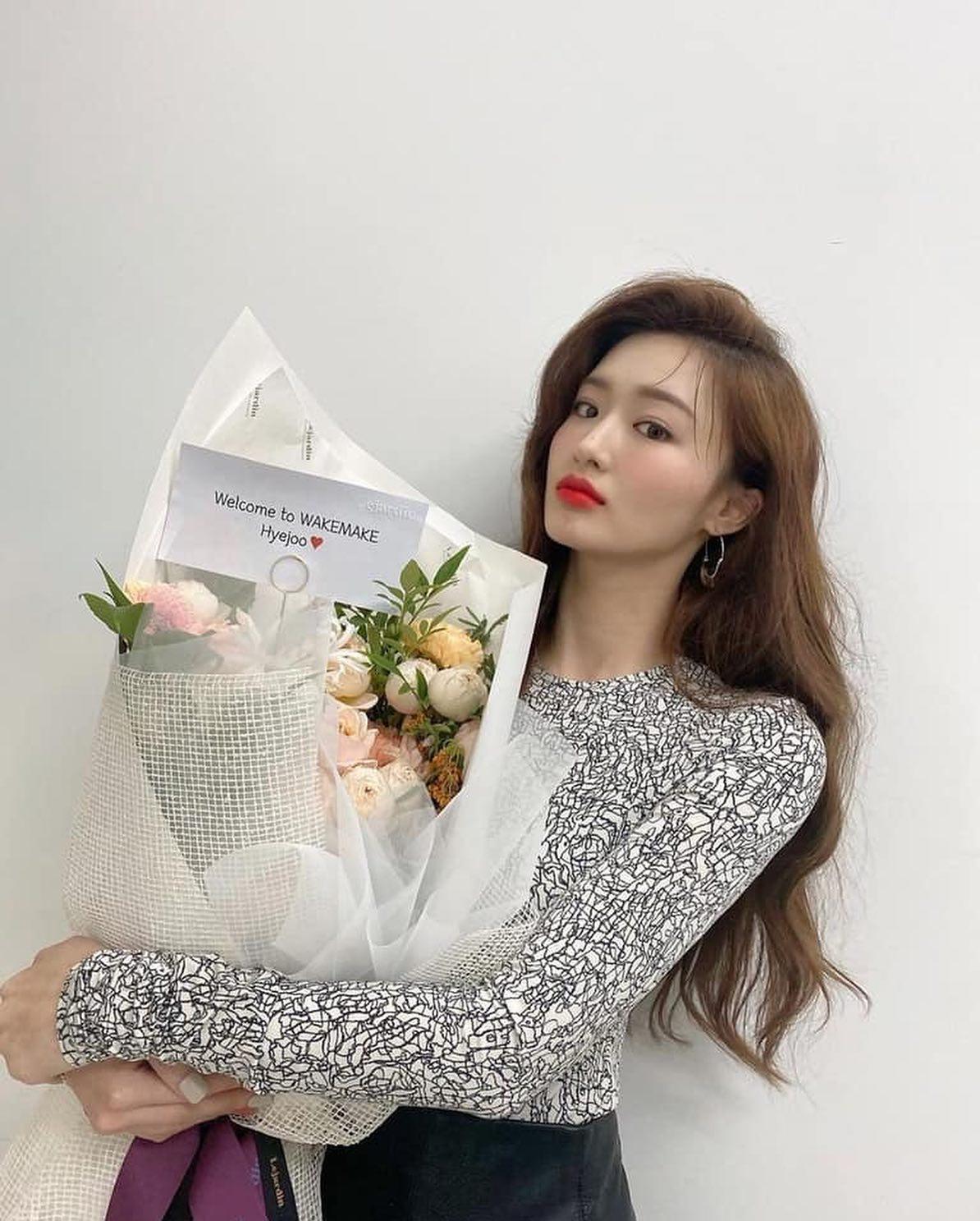 프리티✨ 뭐입을지 고민끝♥️ 이미지