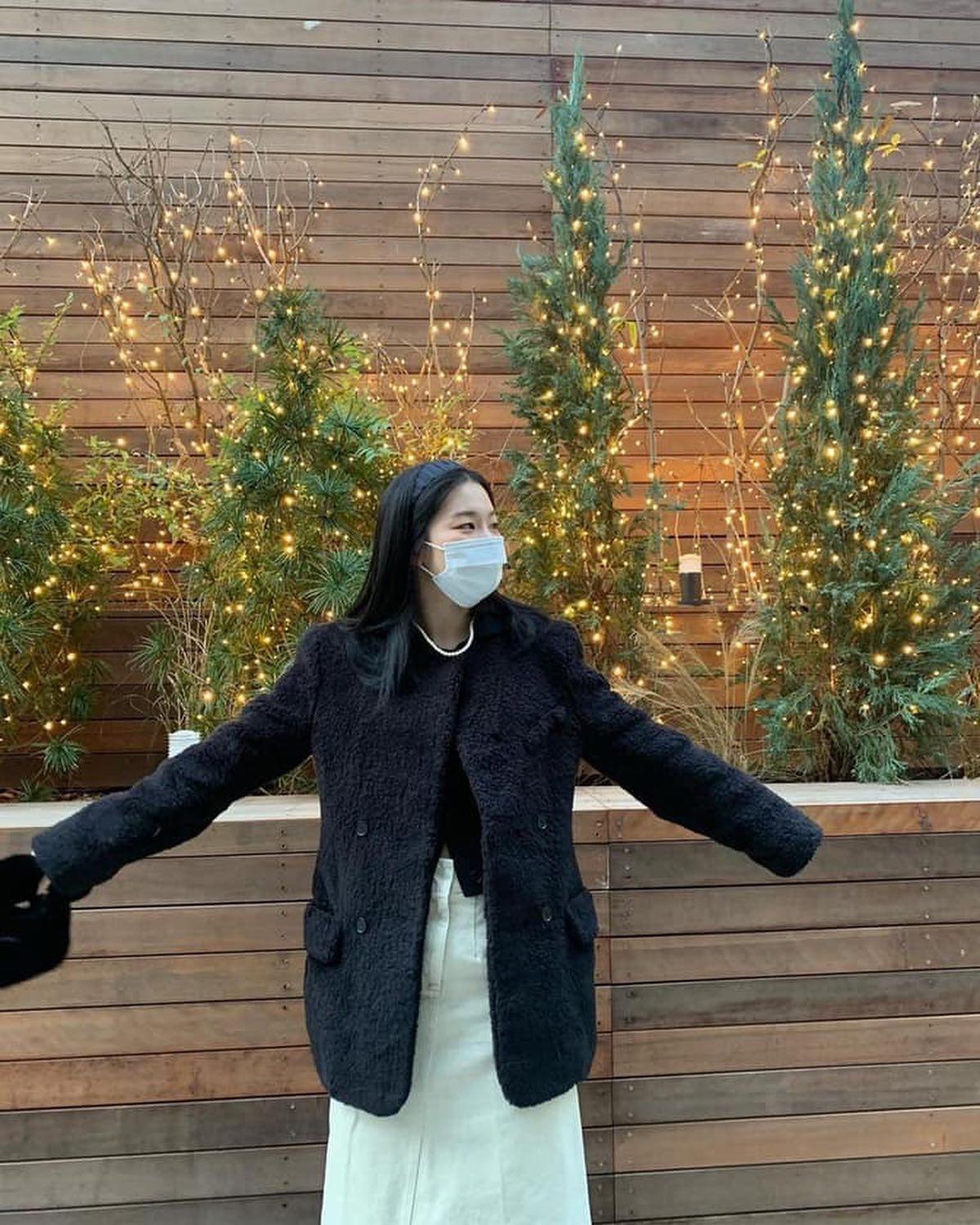 블랙앤화이트 코디 요렇게🖤🤍 이미지