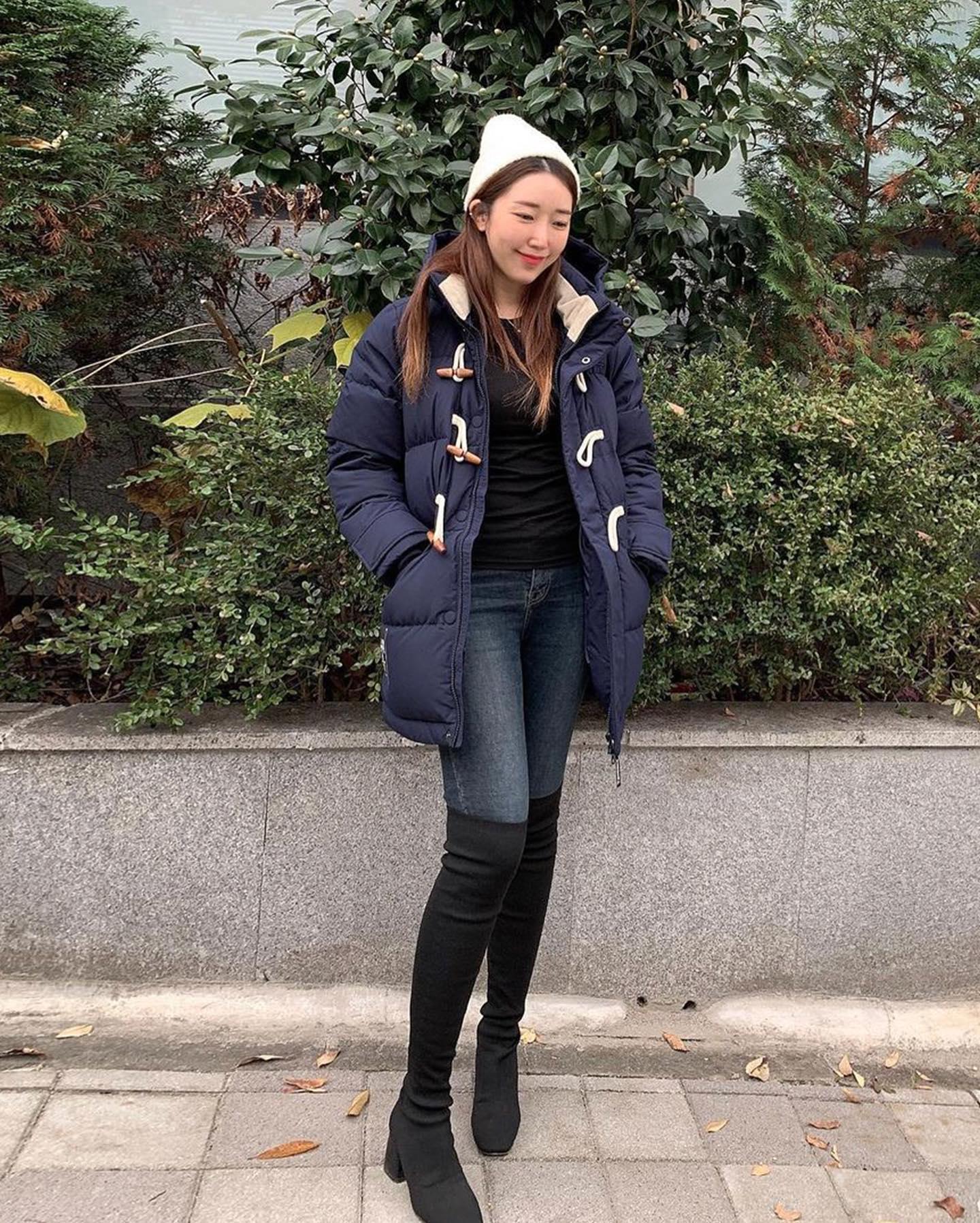 겸댕 장착하자🍡💙떡볶이 패딩 이미지9