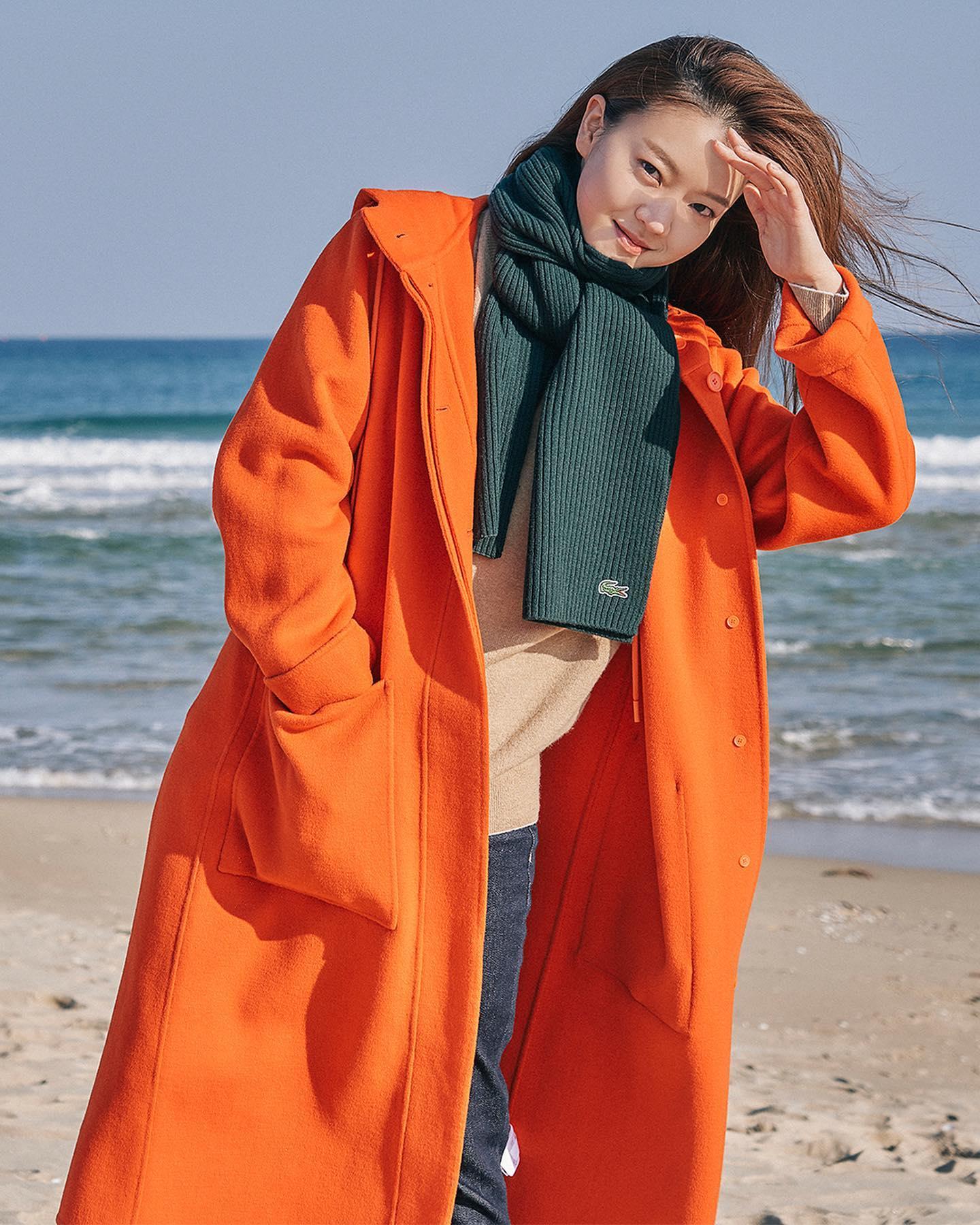 모두 잠시 @쉬어가요🧡🐊 연말에 같이 감성룩 할까?!🏕 #광고 #라코스테 이미지