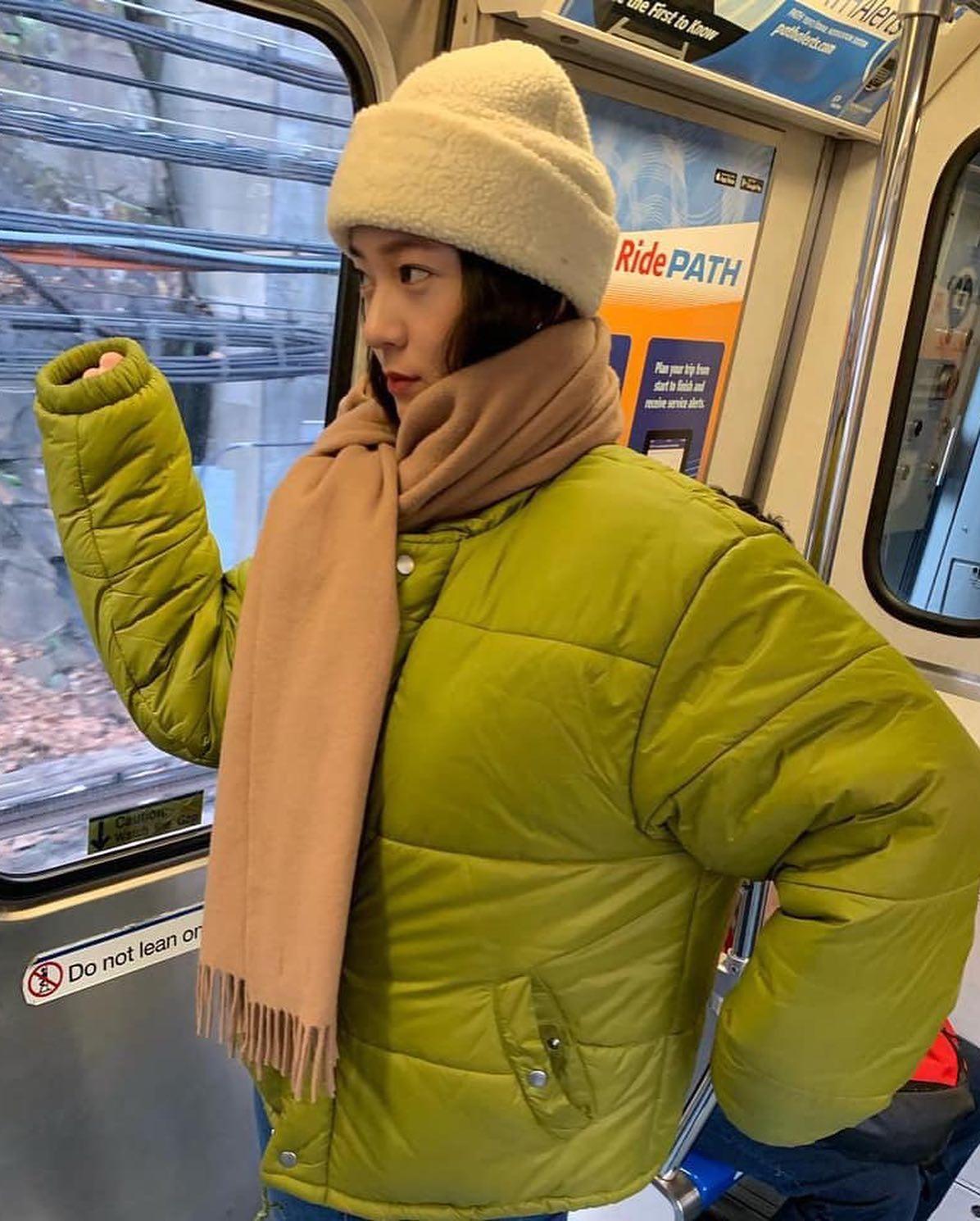도톰 비니로 따뜻하게🧶🖤 이미지