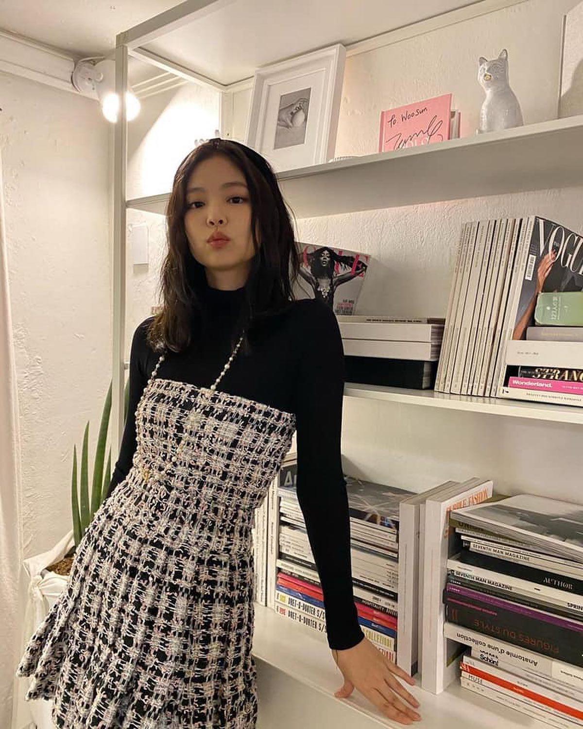 연말엔 이쁜 미니원피스🖤🤍 이미지