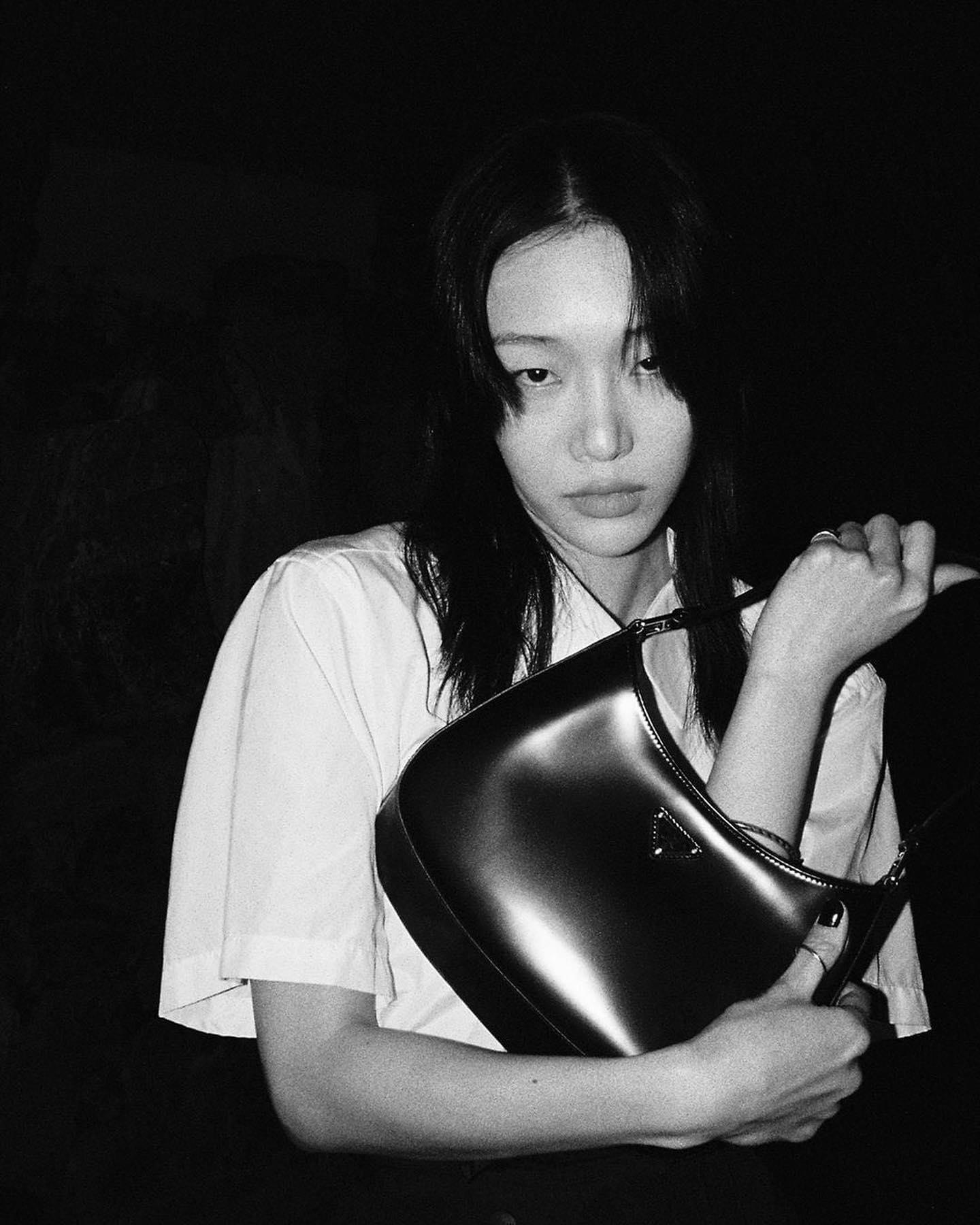 명품 브랜드들의 뮤즈 최소라🐚 이미지